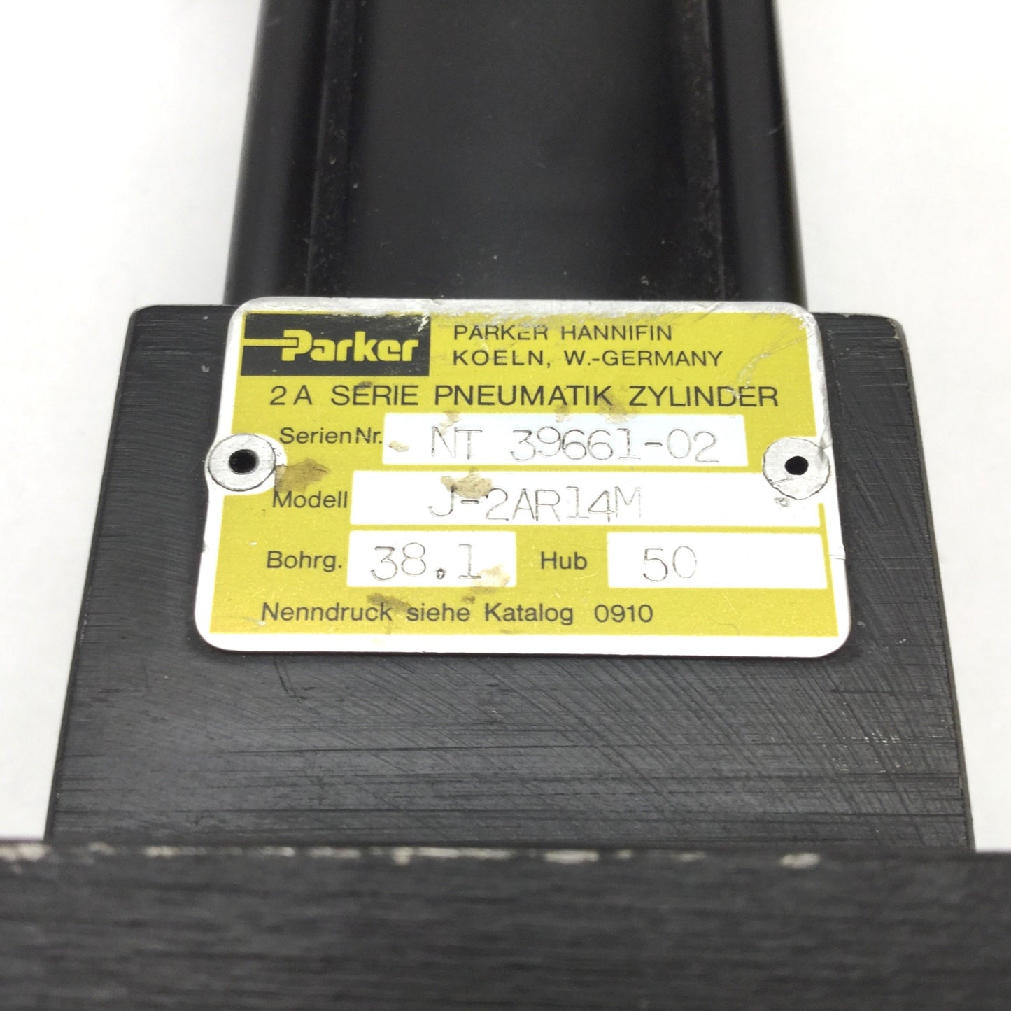 Used Parker J-2AR14M Heavy Duty Pneumatic Cylinder, Bore: 38.1mm, Stroke: 50mm