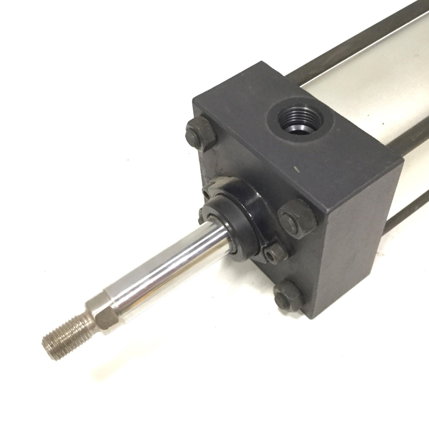 Used Numatics X3AM-10A1D-A5F2 Double Rod Cylinder, Bore: 2.5", Stroke: 10", 3/8" NPT