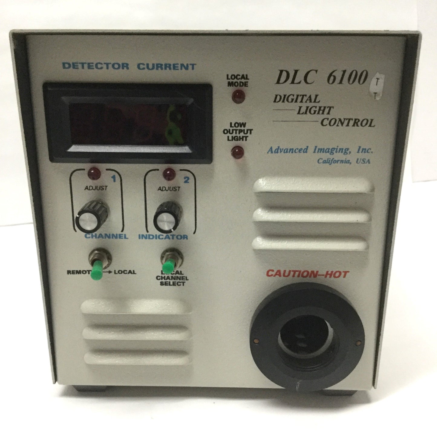 Used Advanced Imaging DLC-6100 Fiber Optic Light Source Illuminator Current LCD 115V