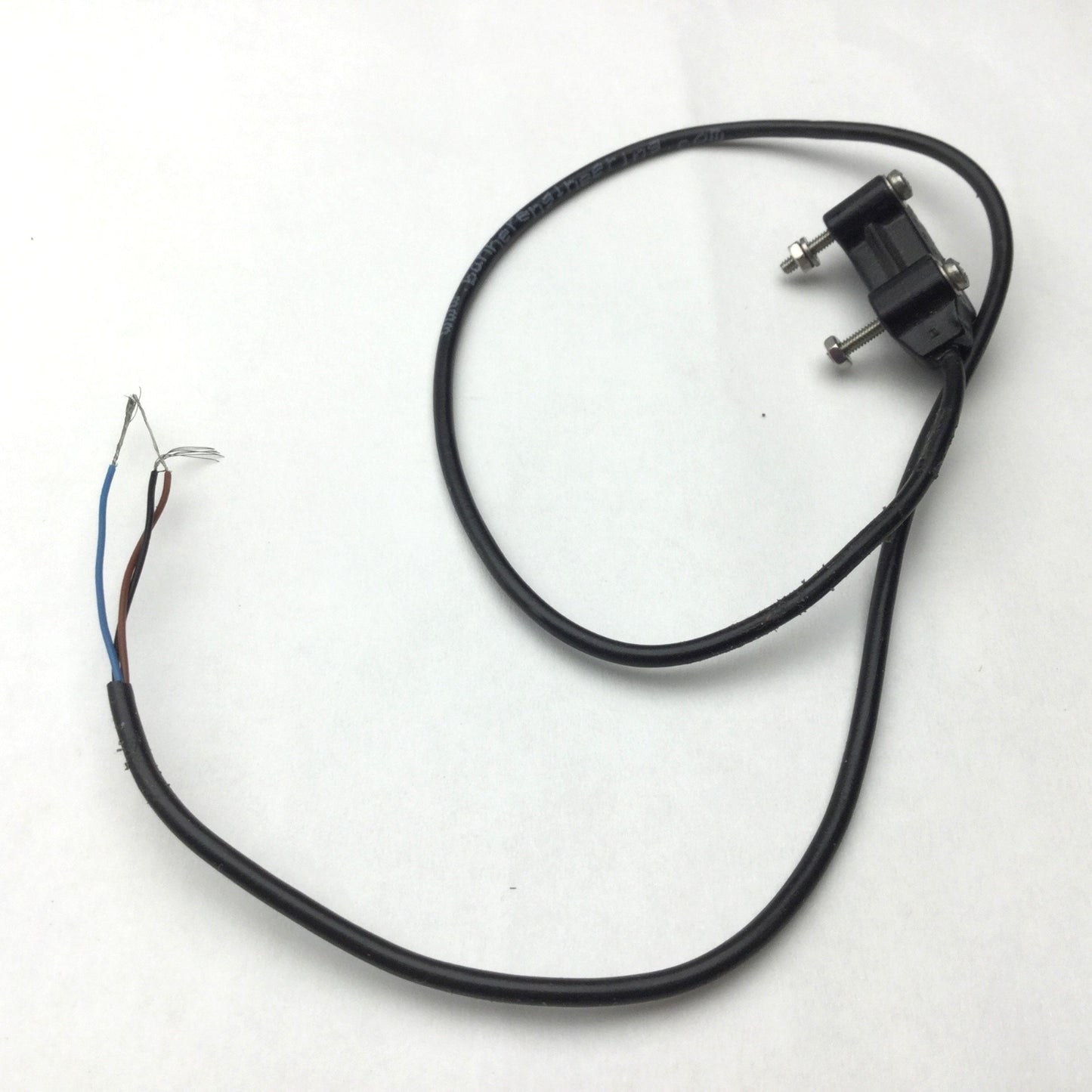 Used Banner VS1AN5CV10 Photoelectric Sensor, IP54, Range: 10mm, Voltage: 10-30VDC