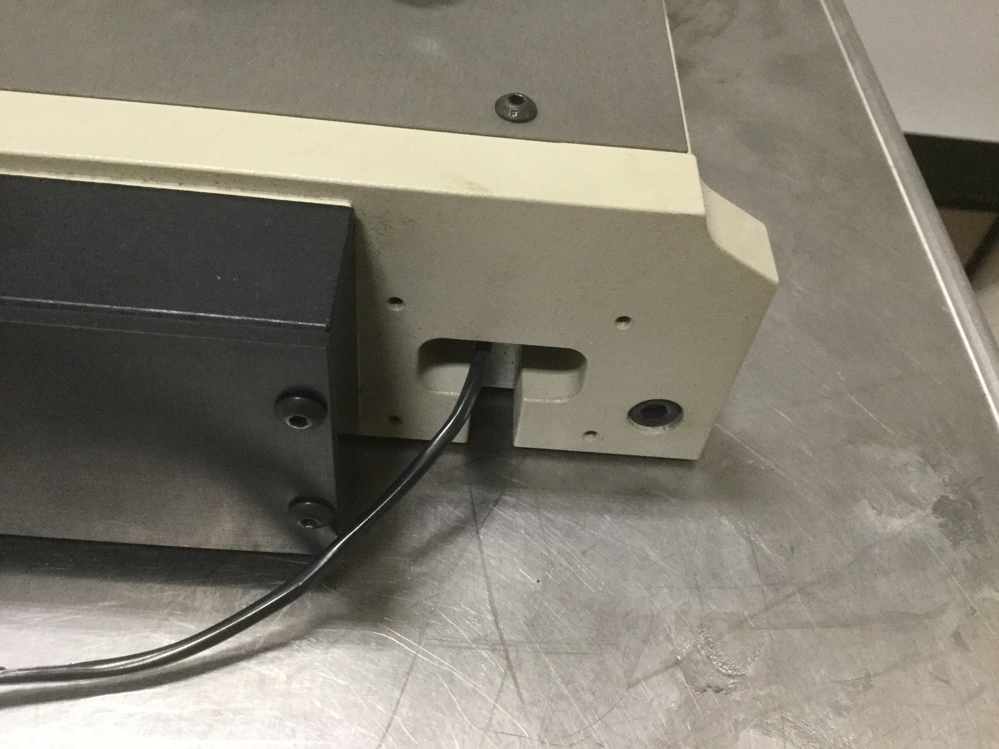 Used Aerotech ATS20015-M-40P Motorized Linear Stage 150mm Travel 4mm/rev BMS100