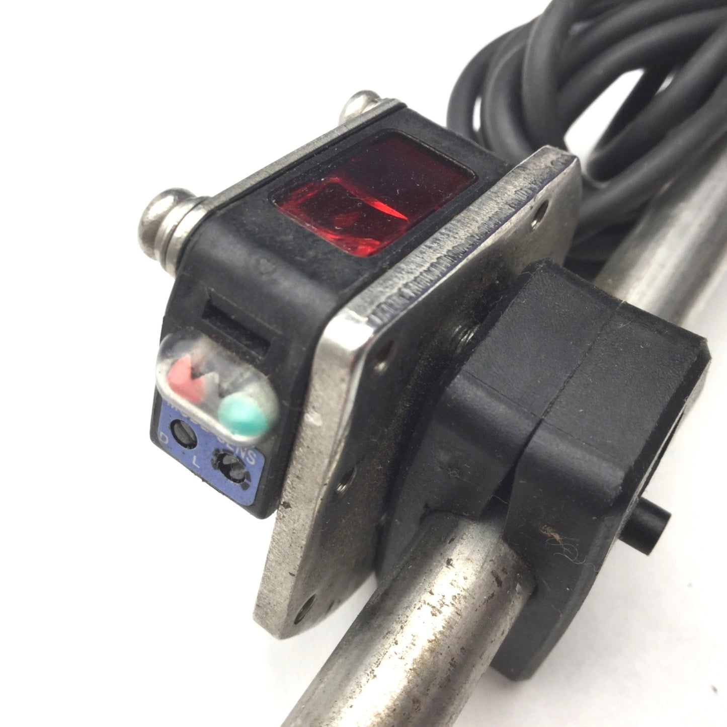 Used Keyence PZ2-42P Photoelectric Sensor, 100mm Range, Diffuse-Reflective, 12-24VDC