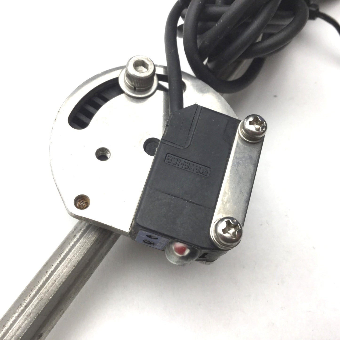 Used Keyence PZ2-42P Photoelectric Sensor, 100mm Range, Diffuse-Reflective, 12-24VDC