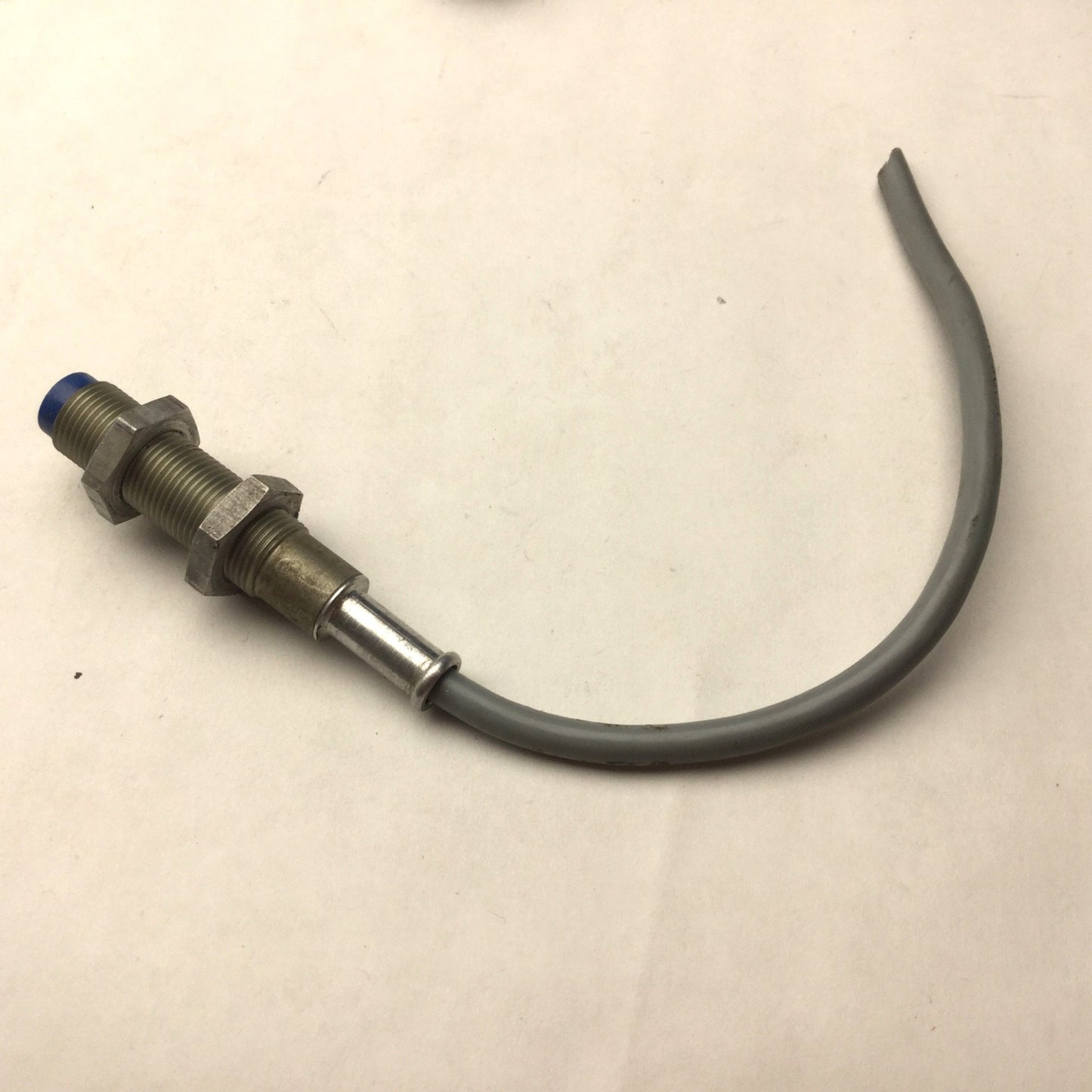 Used Honeywell 932AB2W-A7P-030-PL Inductive Proximity Sensor 20-33VDC 12mm Diameter