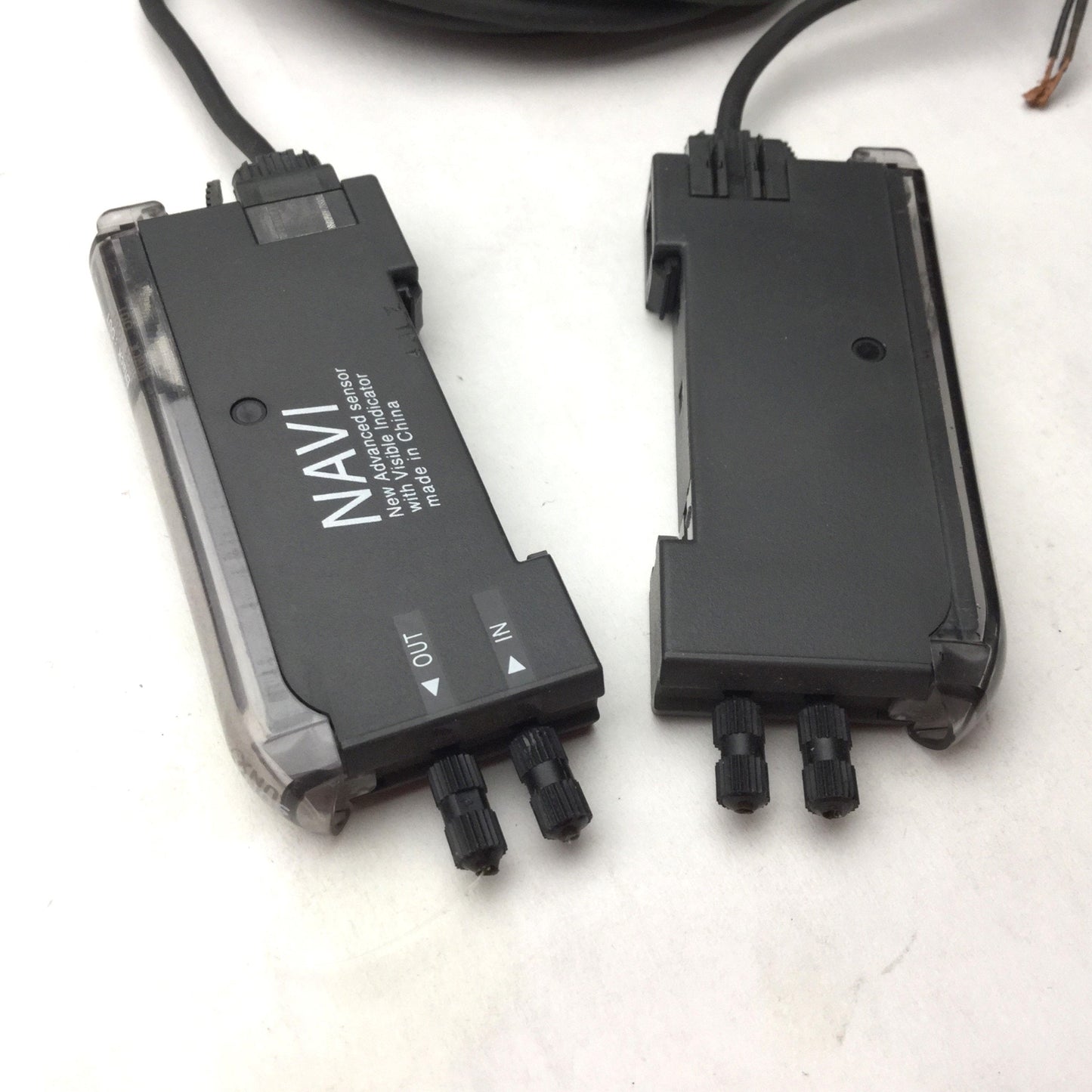 Used Lot of 2 SunX NAVI FX-301 Fiber Sensor Amplifier, NPN 3-Wire Output, 12-24VDC