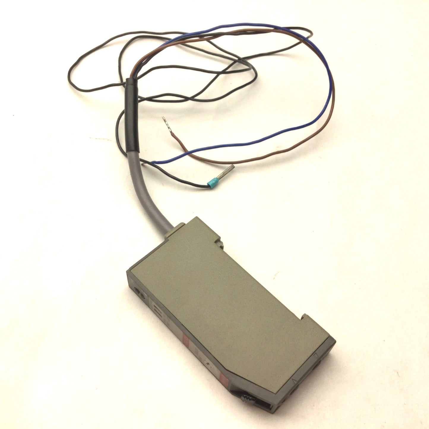 Used Sunx FX-11A Analog Fiber Sensor, 12-24VDC, 1-5VDC ó5mA Analog Output, No Cover