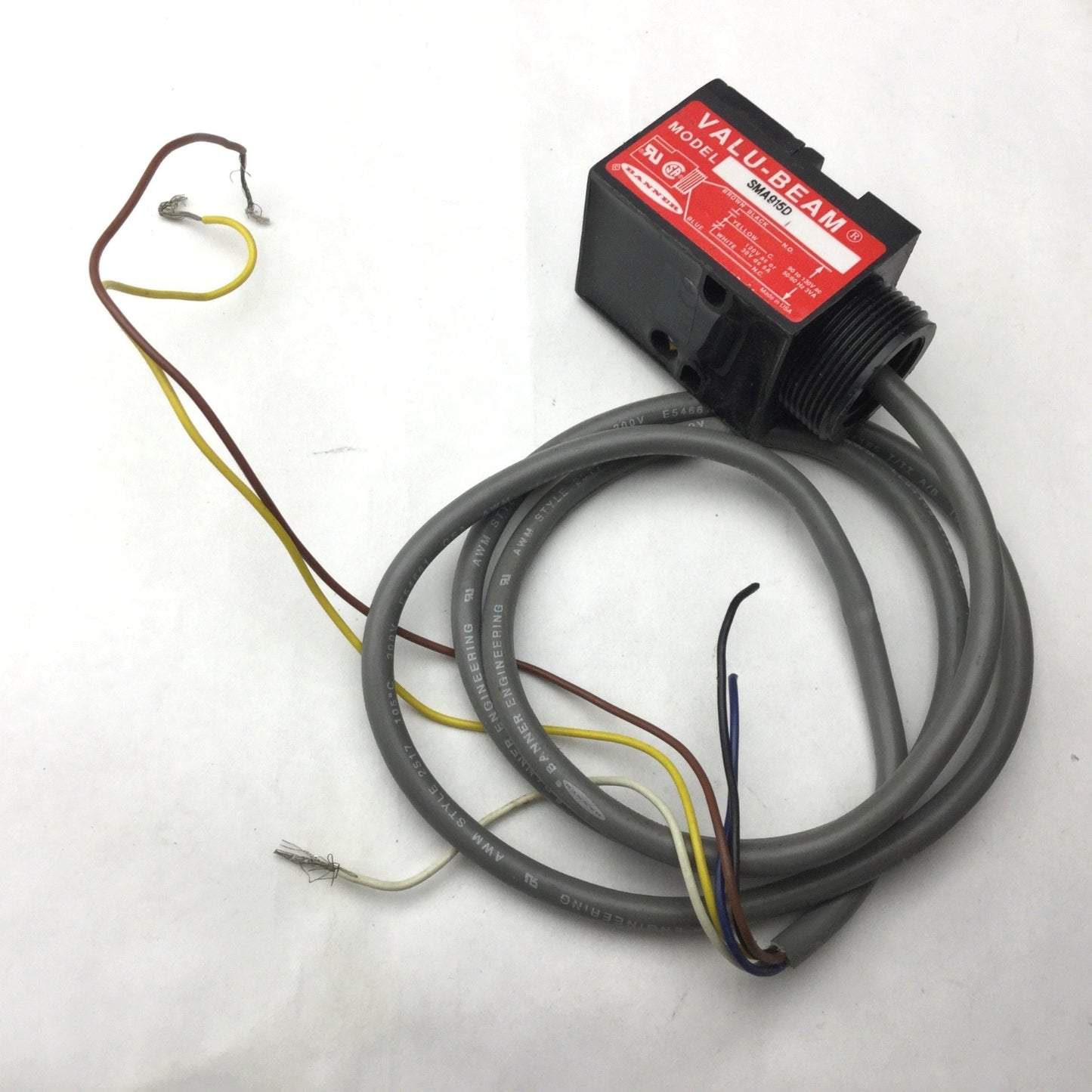 Used Banner SMA912D Valu-Beam Photoelectric Sensor Range: 30", 120VAC, Black Case