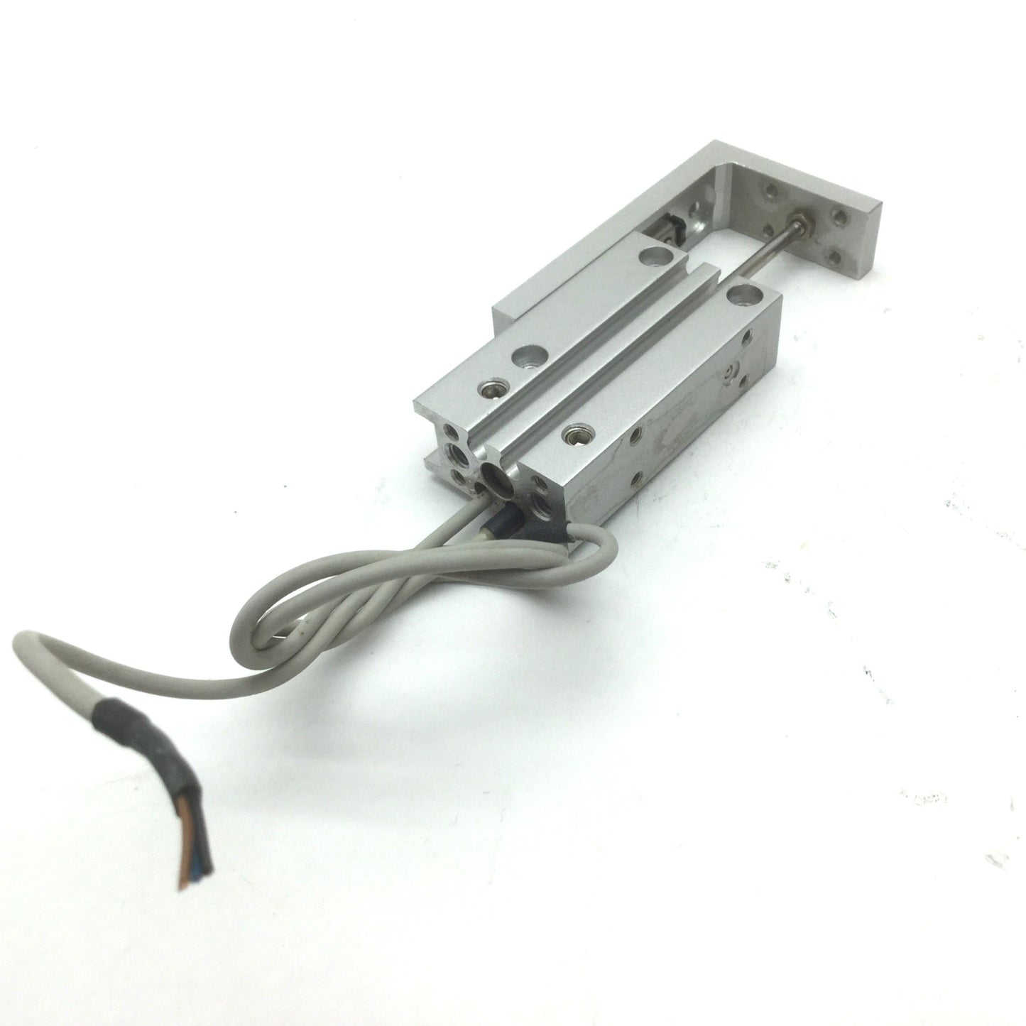 Used SMC MXU6-25 Compact Slide 6mm Bore 25mm Stroke 10-32UNF Ports D-F9N Switches