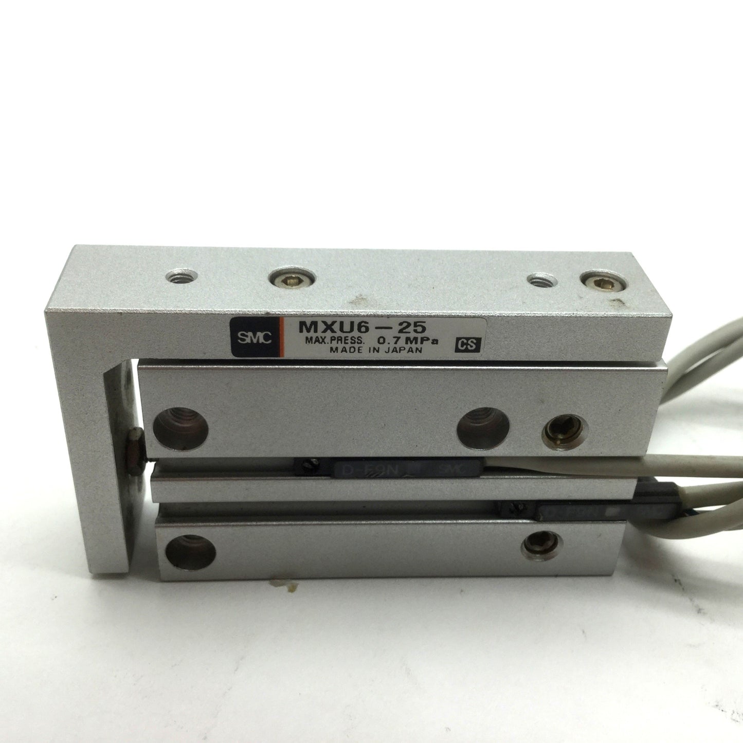 Used SMC MXU6-25 Compact Slide 6mm Bore 25mm Stroke 10-32UNF Ports D-F9N Switches
