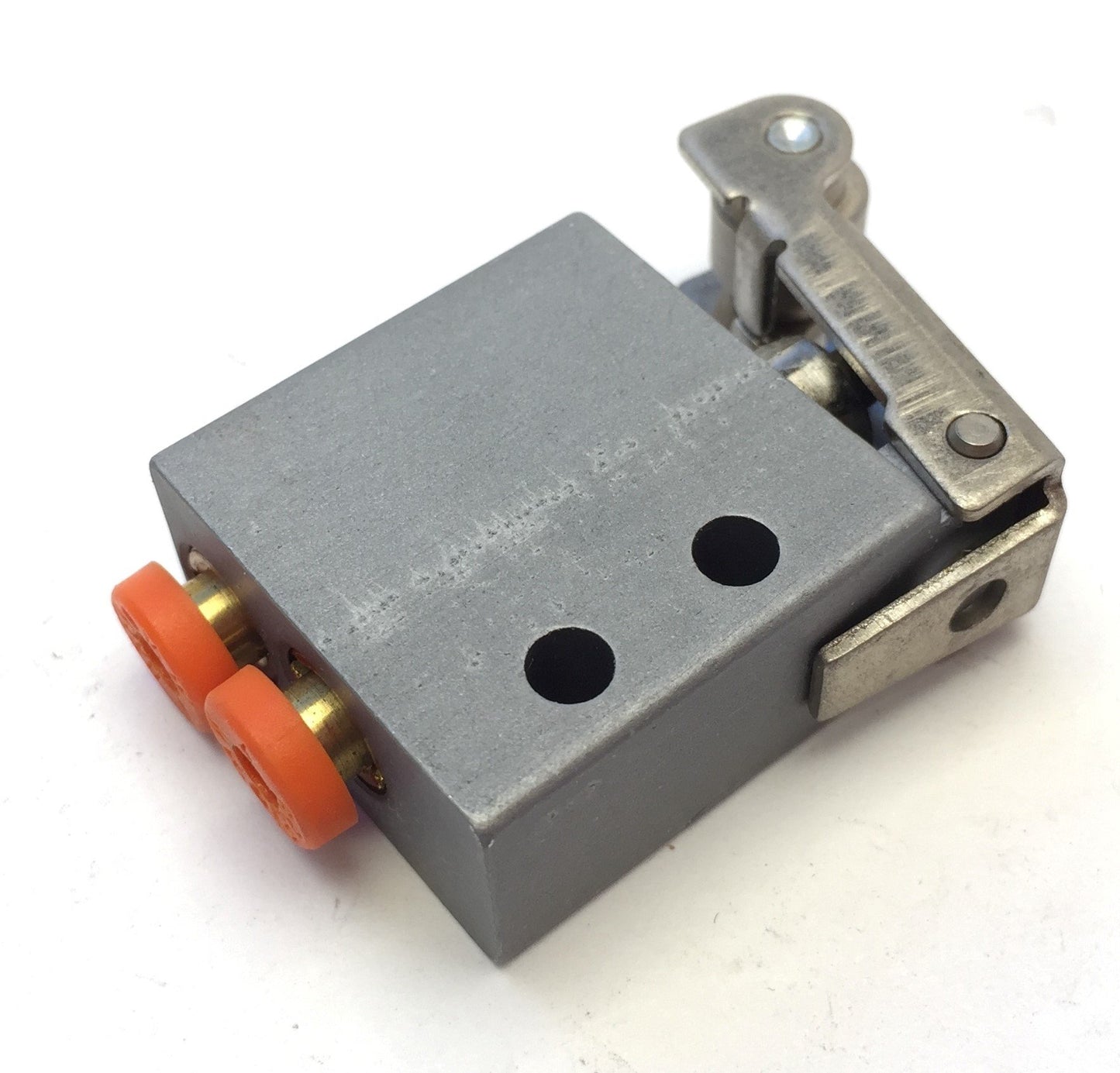 New – Open box Metal Work VME1-05 Pneumatic Valve 3/2 NO 4mm, Festo QSM-M7-4-I Push Fittings