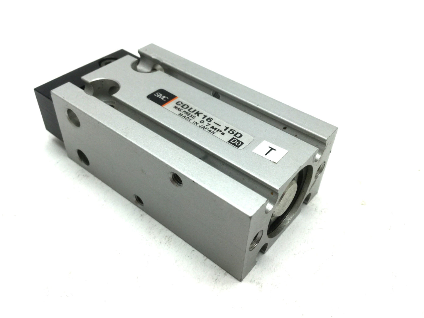 Used SMC CDUK16-15D Non-Rotating Compact Cylinder Bore 16mm Stroke 15mm Magnet