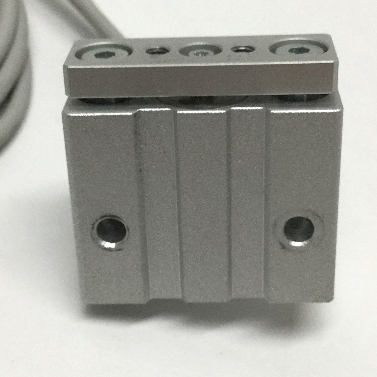 Used SMC MGJ6-5 Miniature Guide Rod Cylinder 5mm Stroke, 6mm Bore, w/ Switches