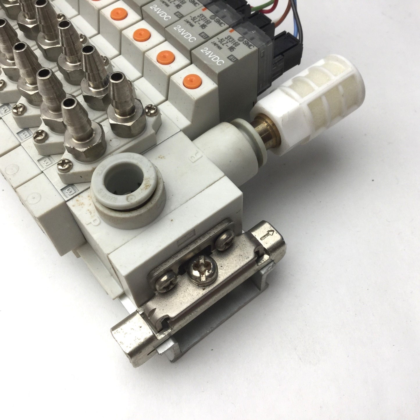 Used Bank of 18 SMC SY3160-5LZ-M5 Pneumatic Solenoid Valve 24VDC, 2-Position, 5 Port