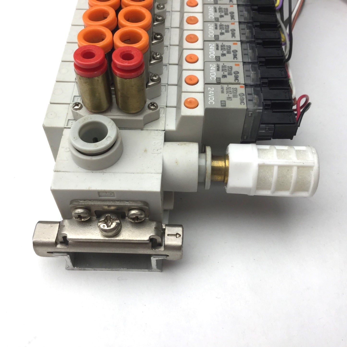 Used Bank of 16 SMC SY3160-5LOZ-M5 Pneumatic Solenoid Valves 24VDC 2-Position, 5 Port