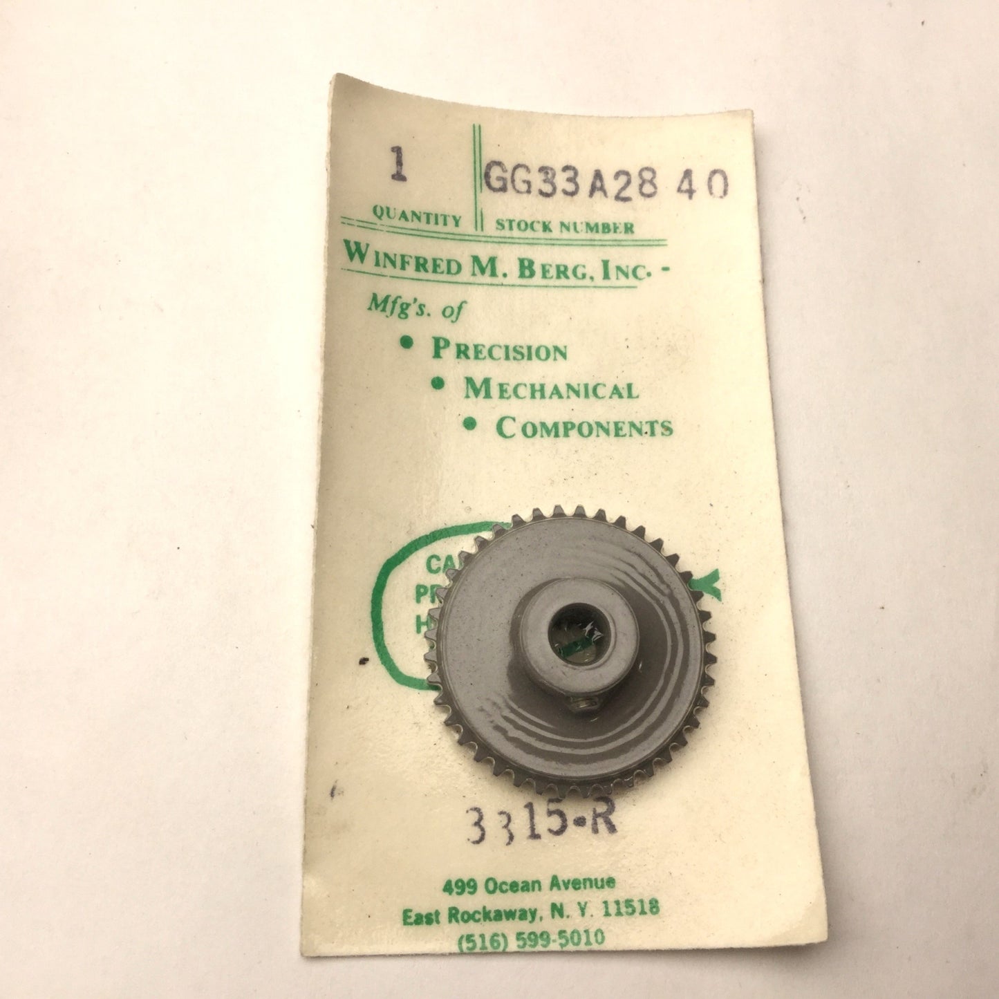 New Lot of 4 New WM Berg GG33A28-40 Sprockets, Bore 1/4, 40 Teeth, 1.25 Pitch