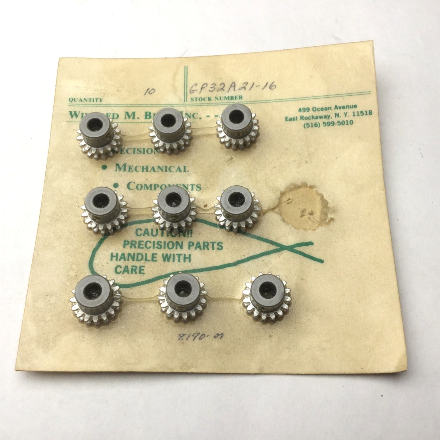 New Lot of 9 New WM Berg GP32A21-16 Belt Sprockets, 3/16 Bore, 16 Teeth, 0.5 Pitch