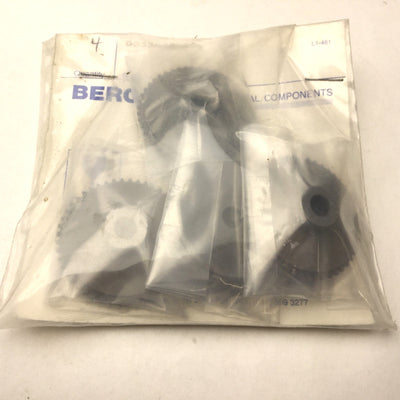 New Lot of 4 New WM Berg GP33A28-48 Chain Sprockets, Bore 1/4, 48 Teeth, 1.5 Pitch