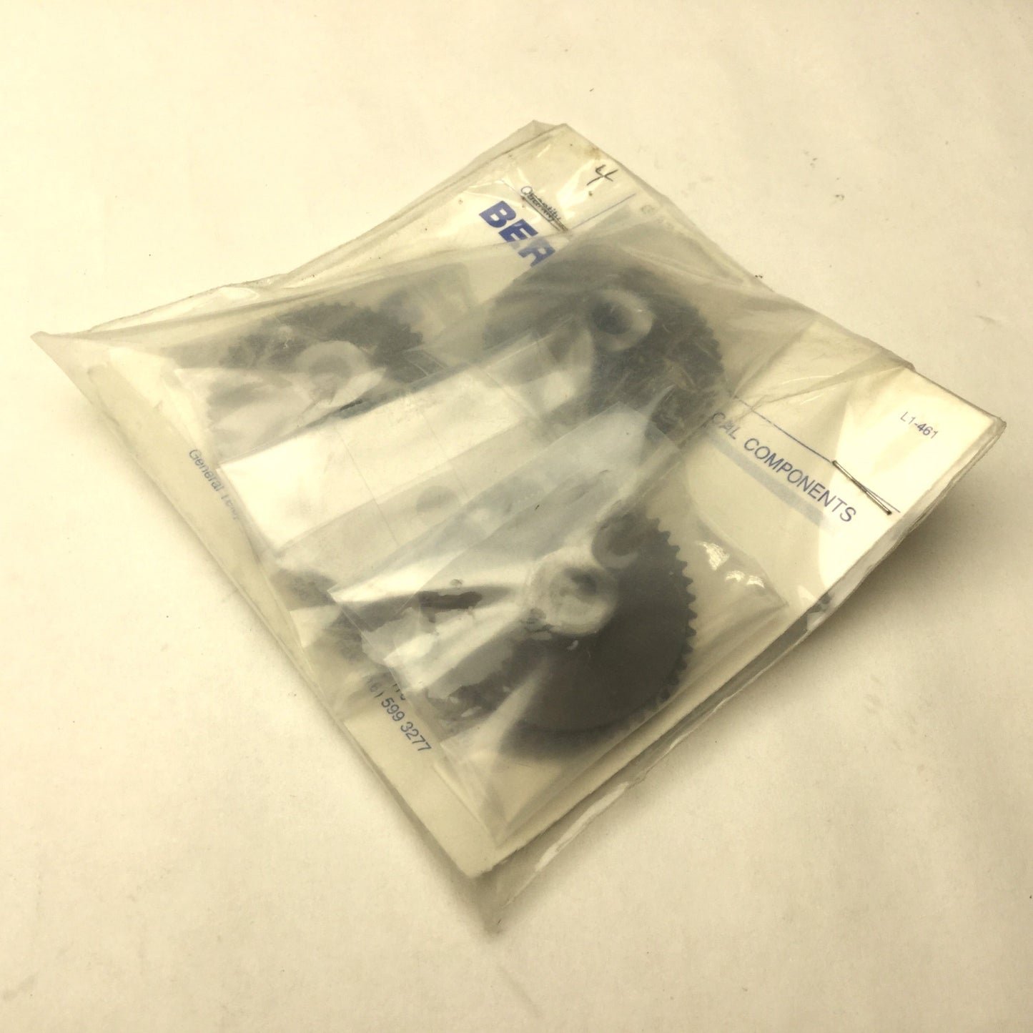 New Lot of 4 New WM Berg GP33A28-48 Chain Sprockets, Bore 1/4, 48 Teeth, 1.5 Pitch