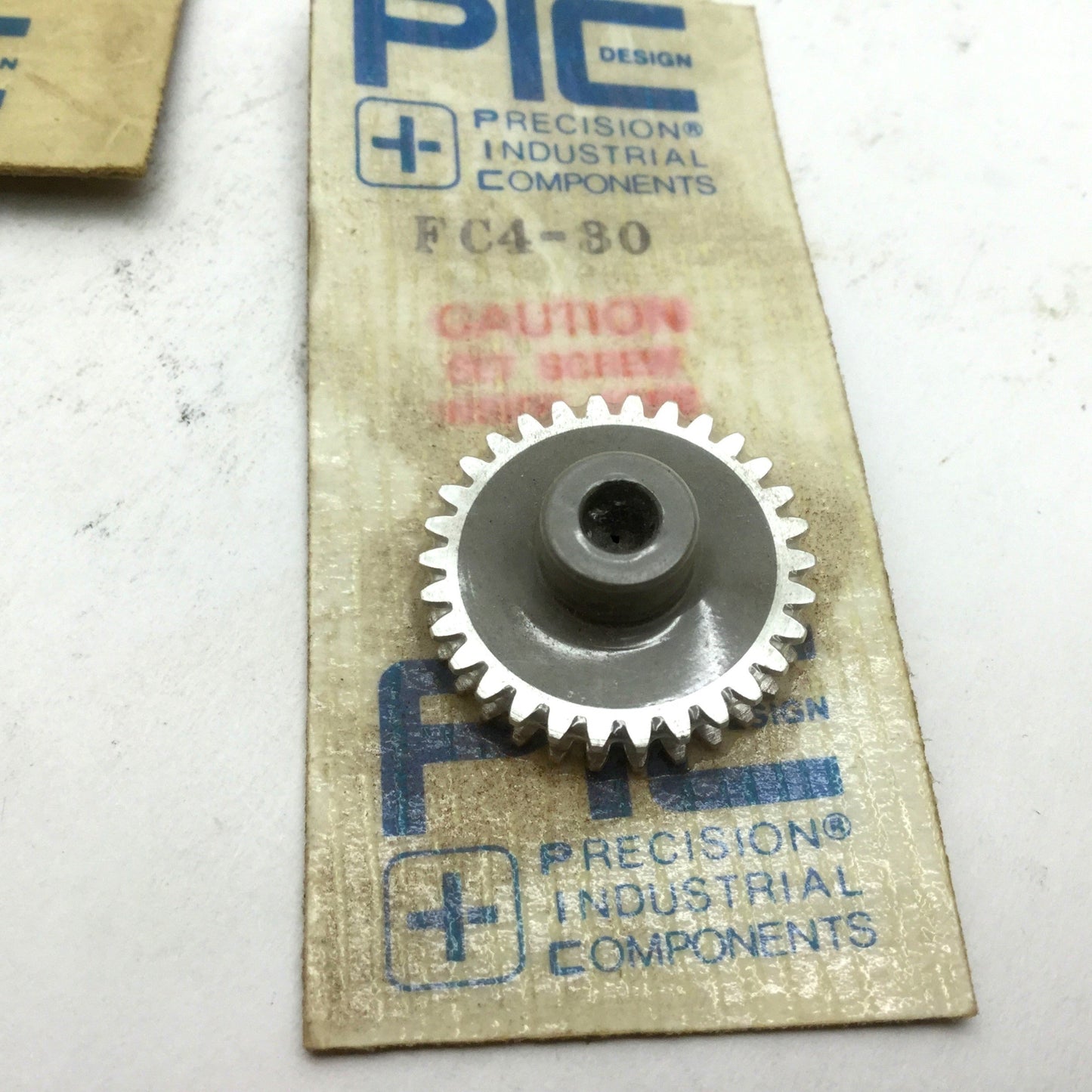 New Lot of 3 New PIC FC4-30 No Slip Pulley Bore: 3/16 Teeth 30, Aluminum