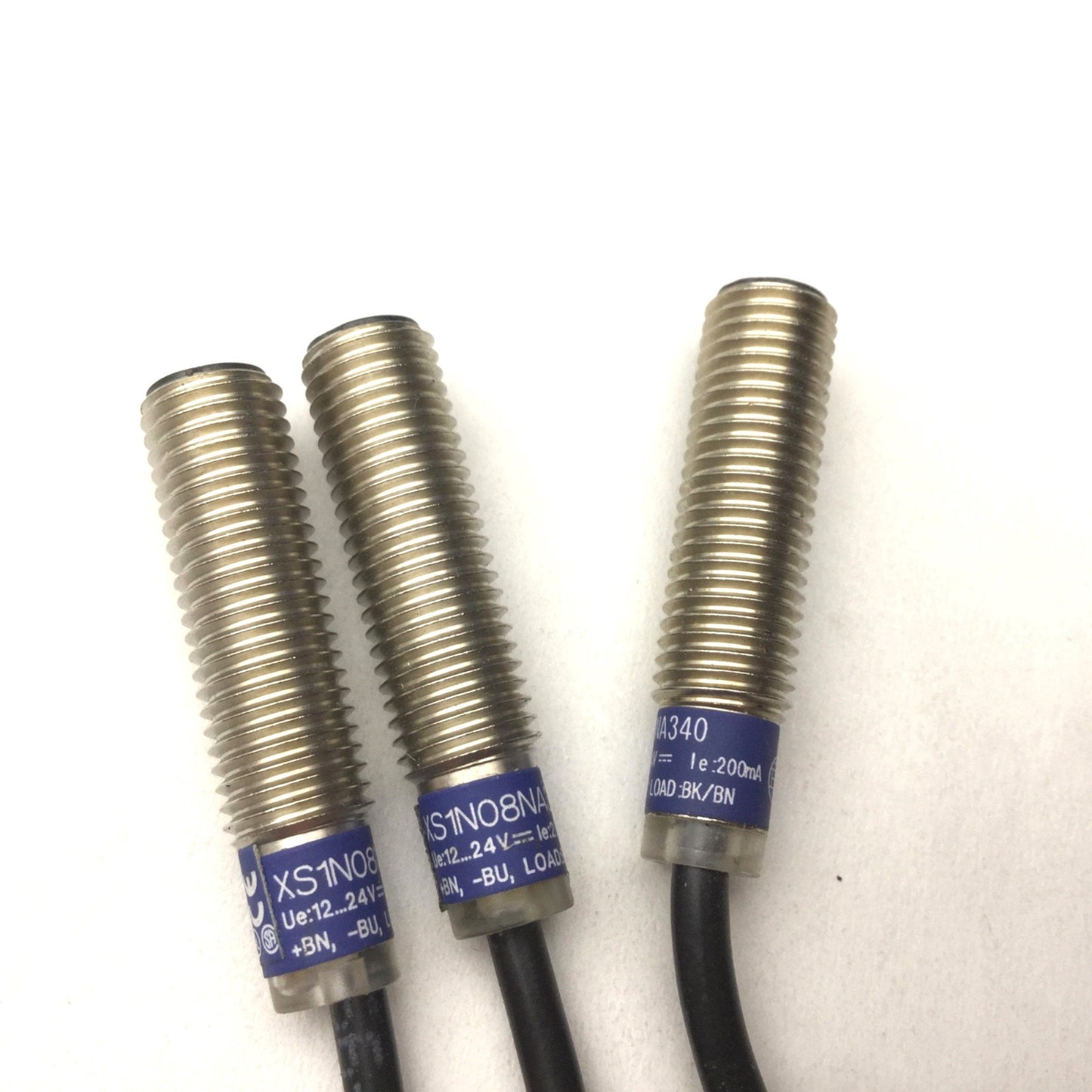 Used Lot of 3 Telemecanique XS1N08NA340 Proximity Switches, Voltage: 12-24VDC