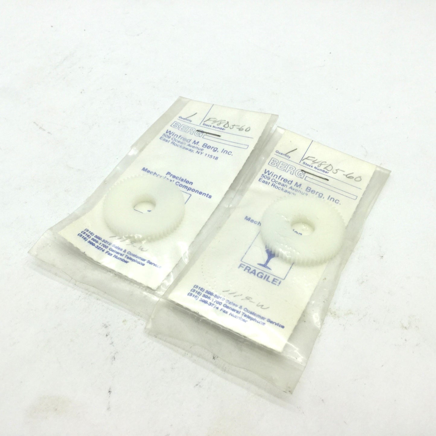 New Lot of 2 New WM Berg F48D5-60 Spur Gear Pitch: 48, Teeth: 60 DERLINr, ID: 3/8"