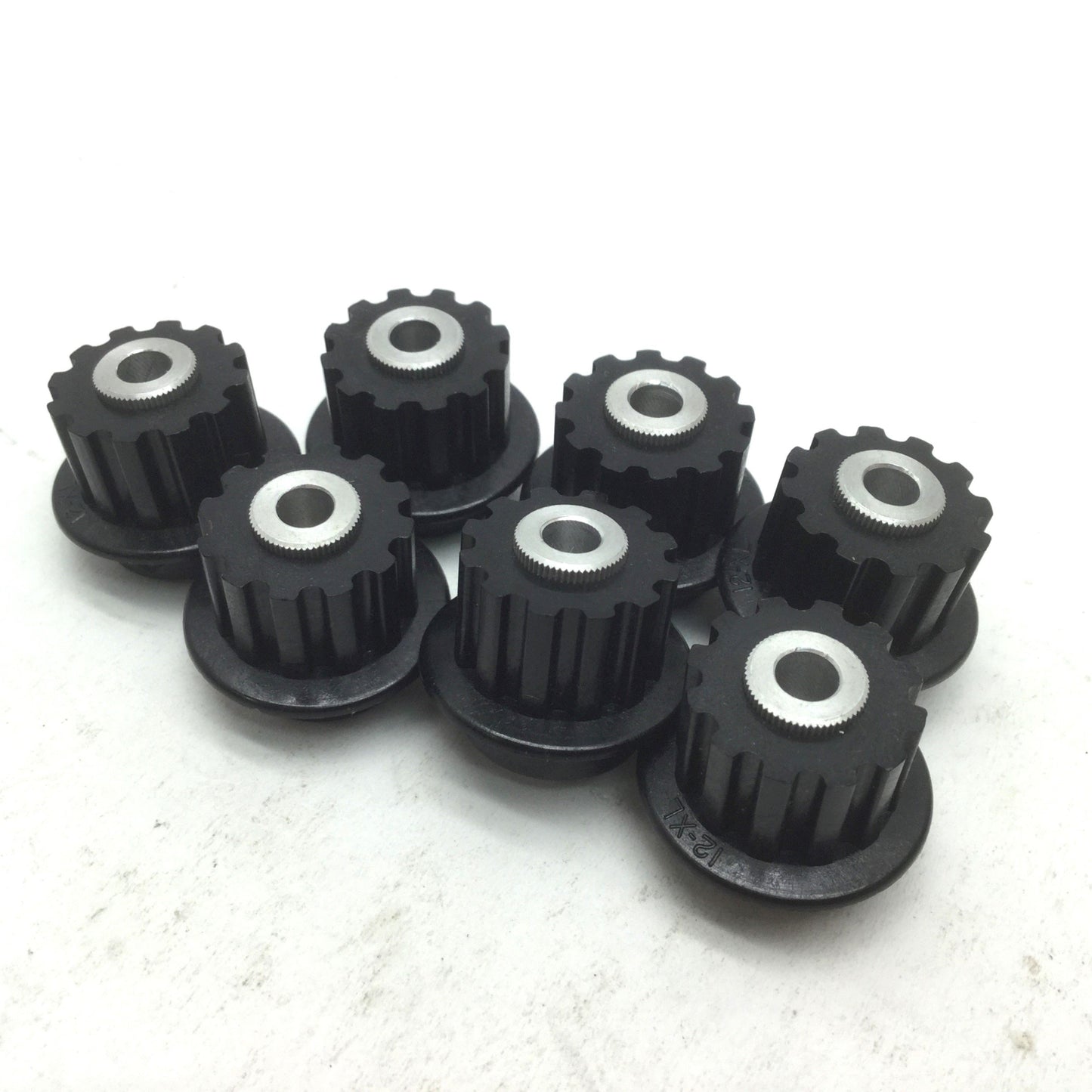 Used Lot of 7 SDP A6Z3-12SF03706 Plastic Timing Pulley 12 Teeth 3/16" Bore