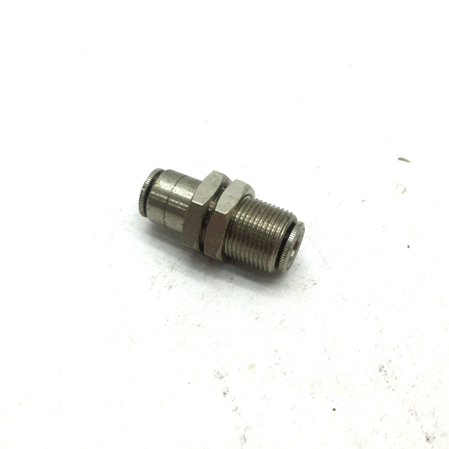 Used Lot of 8 Push to Connect Brass Tube Unions 1/4" Tubing