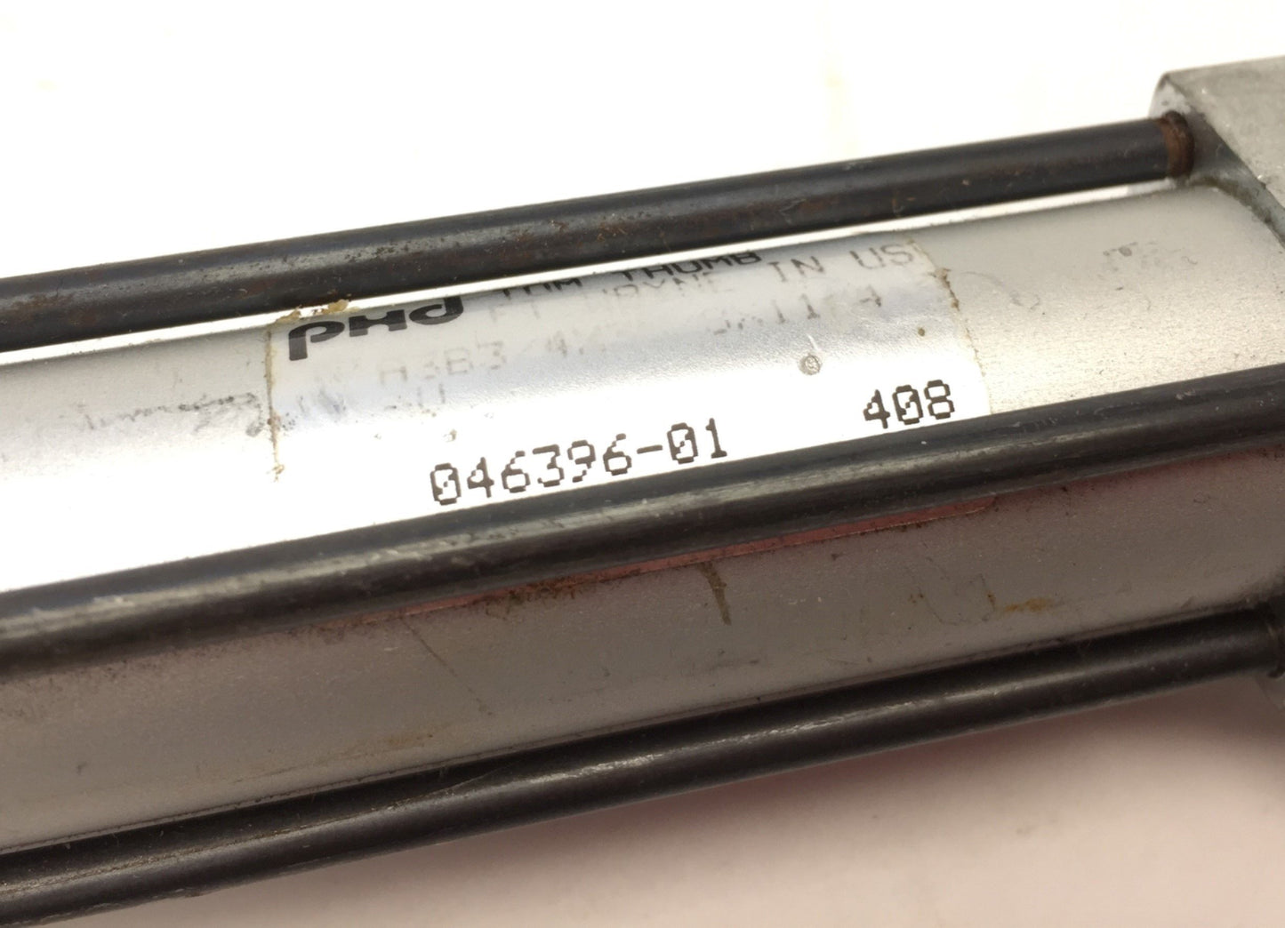 Used PHD Tom Thumb A3B-3/4x31/2x11/4-V 3-Position Cylinder Bore: 3/4" Stroke: 3-1/2"