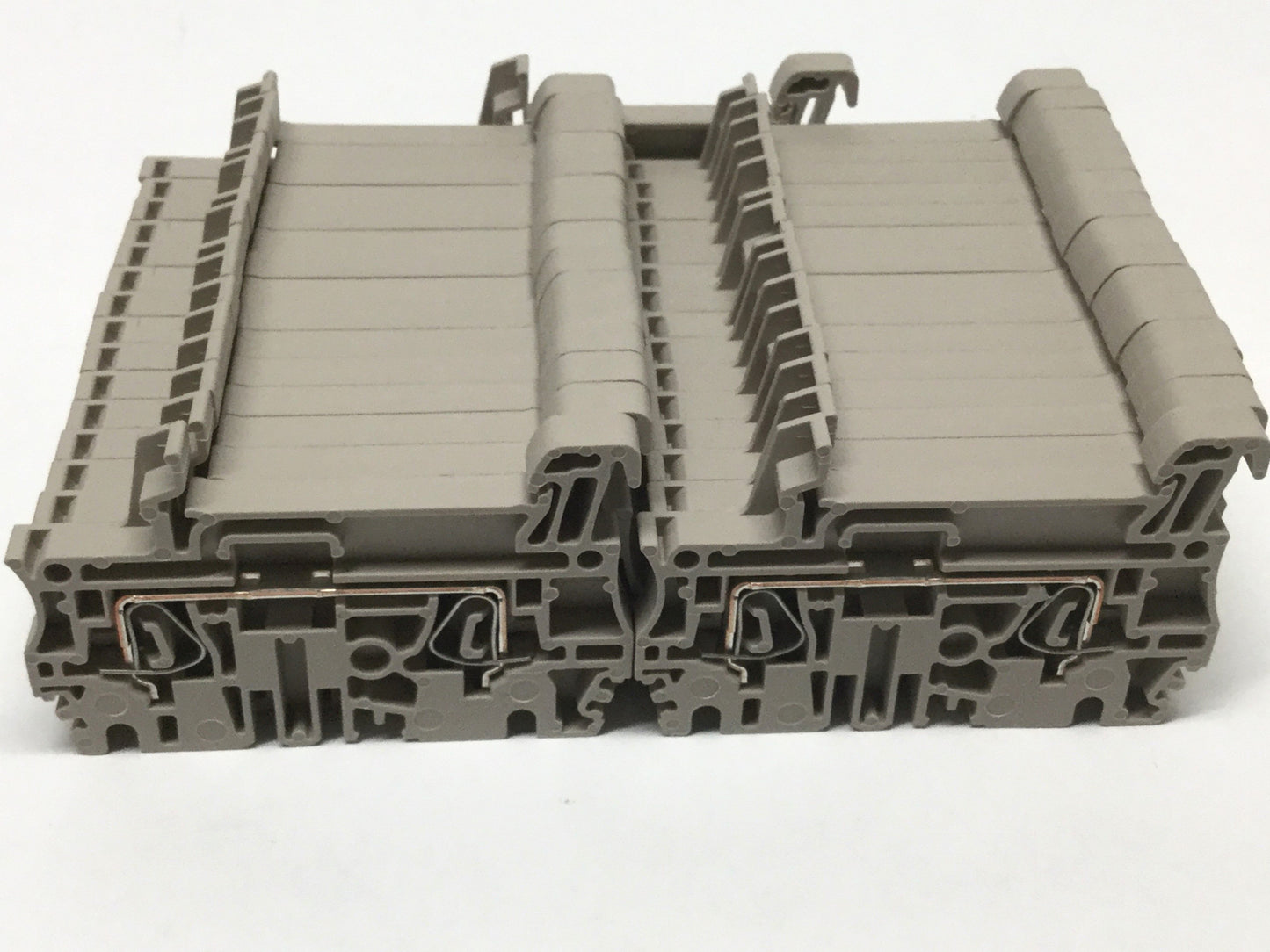 New – Open box Lot of 31 Weidmuller ZDU 2.5 Feed-Through Spring Clamp Terminal Blocks 800V 24A