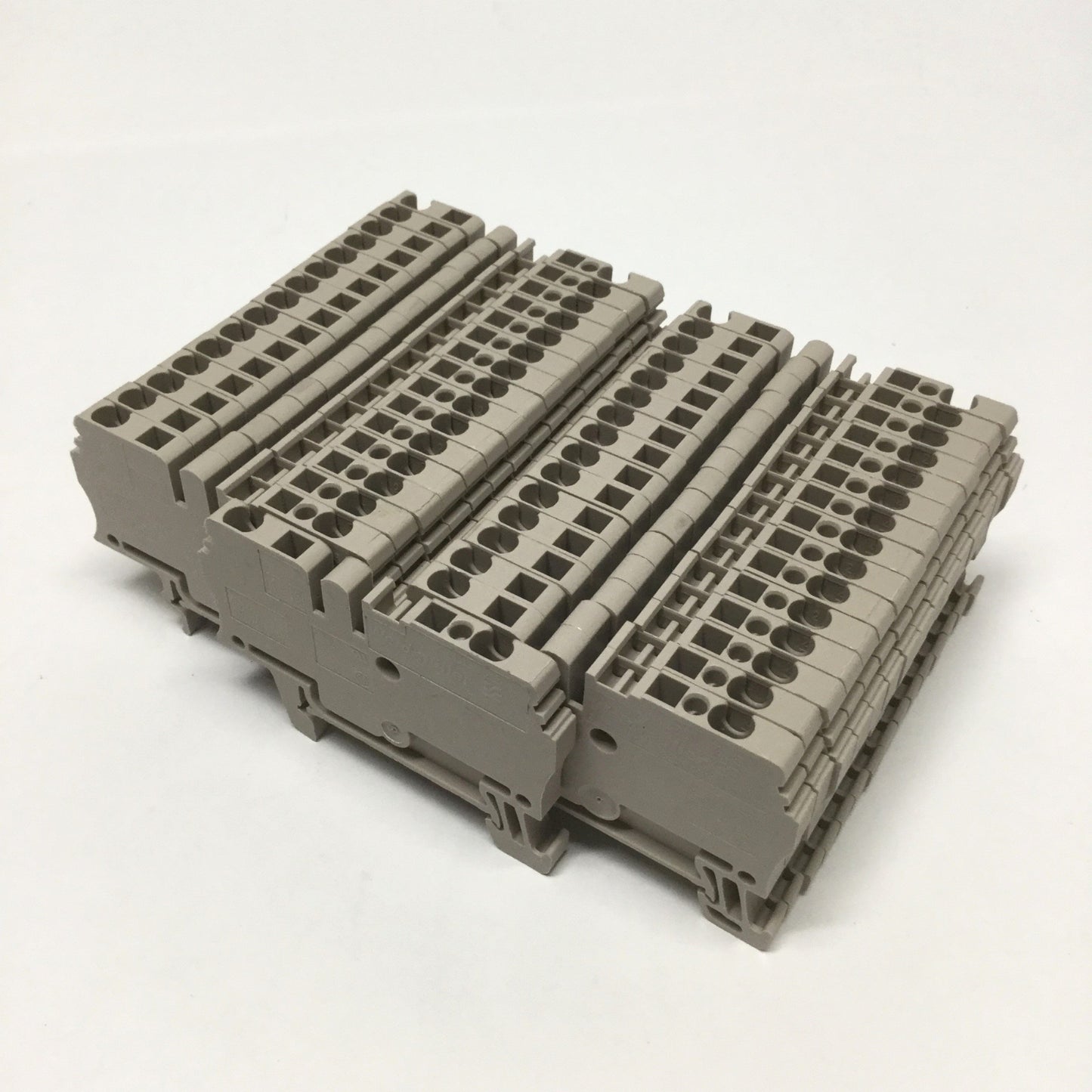 New – Open box Lot of 31 Weidmuller ZDU 2.5 Feed-Through Spring Clamp Terminal Blocks 800V 24A