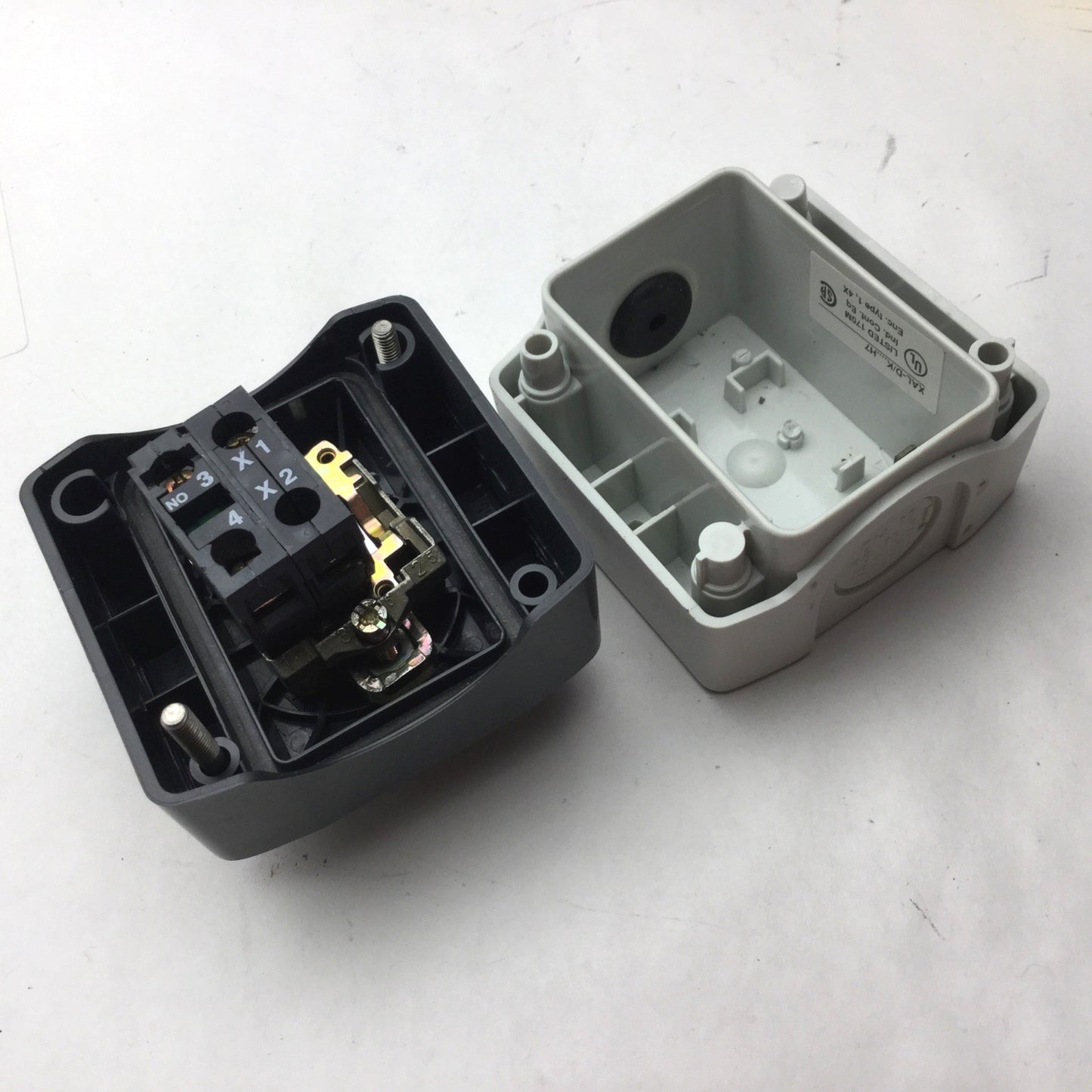 Used Telemecanique XAL-D/K...H7 Enclosure, With ZBI-101/ZBV-6 Green Push Button