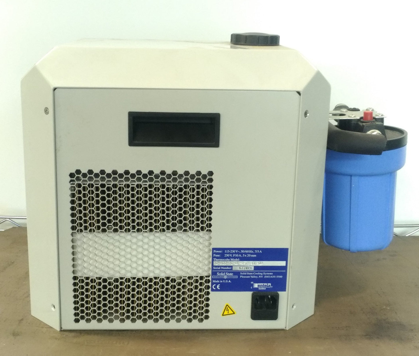 For parts or not working Solid State Cooling 400 ThermoCube Cooling System *No Pump, Doesn't Heat/Chill*