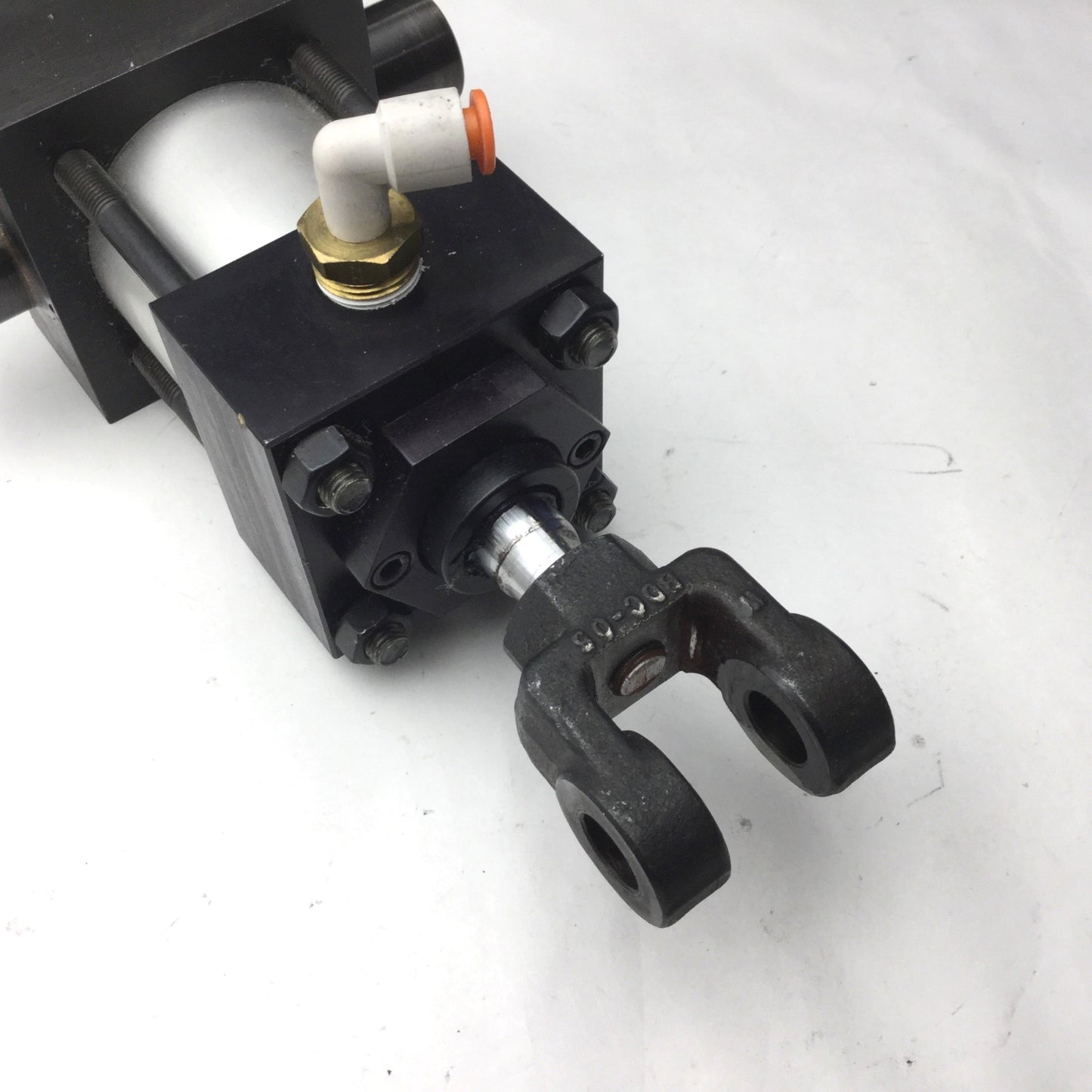 Used TRD Bimba CYL-9025875 Pneumatic Cylinder 2" Bore, 6" Stroke, 3/8" NPT, 250psi