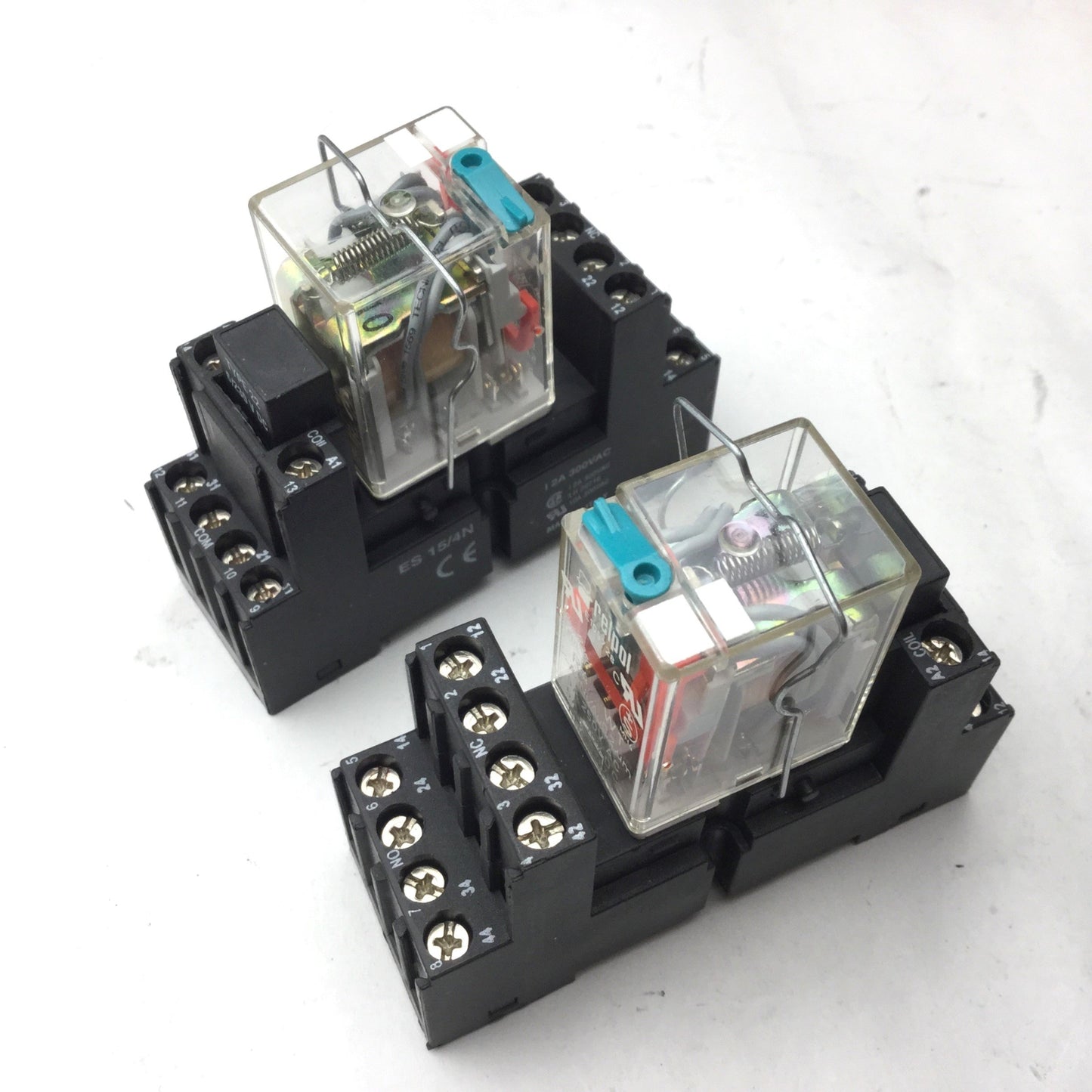 Used Lot of 2 Relpol E105728 Ice Cube Relays w/base, Resistance: 5A 250VAC, 5A 30VDC