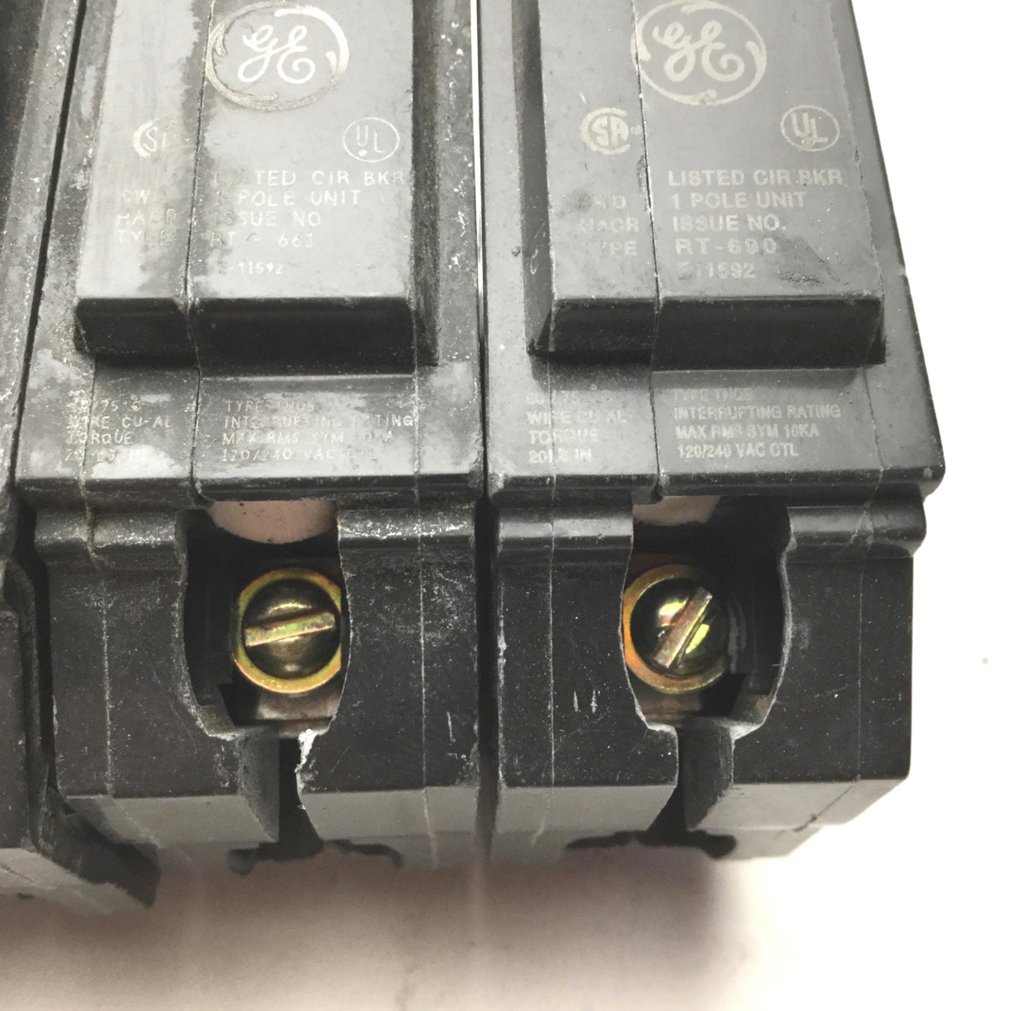 Used Lot of 4 GE Miscellaneous 20A Circuit Breakers, Single Pole, 120/240VAC