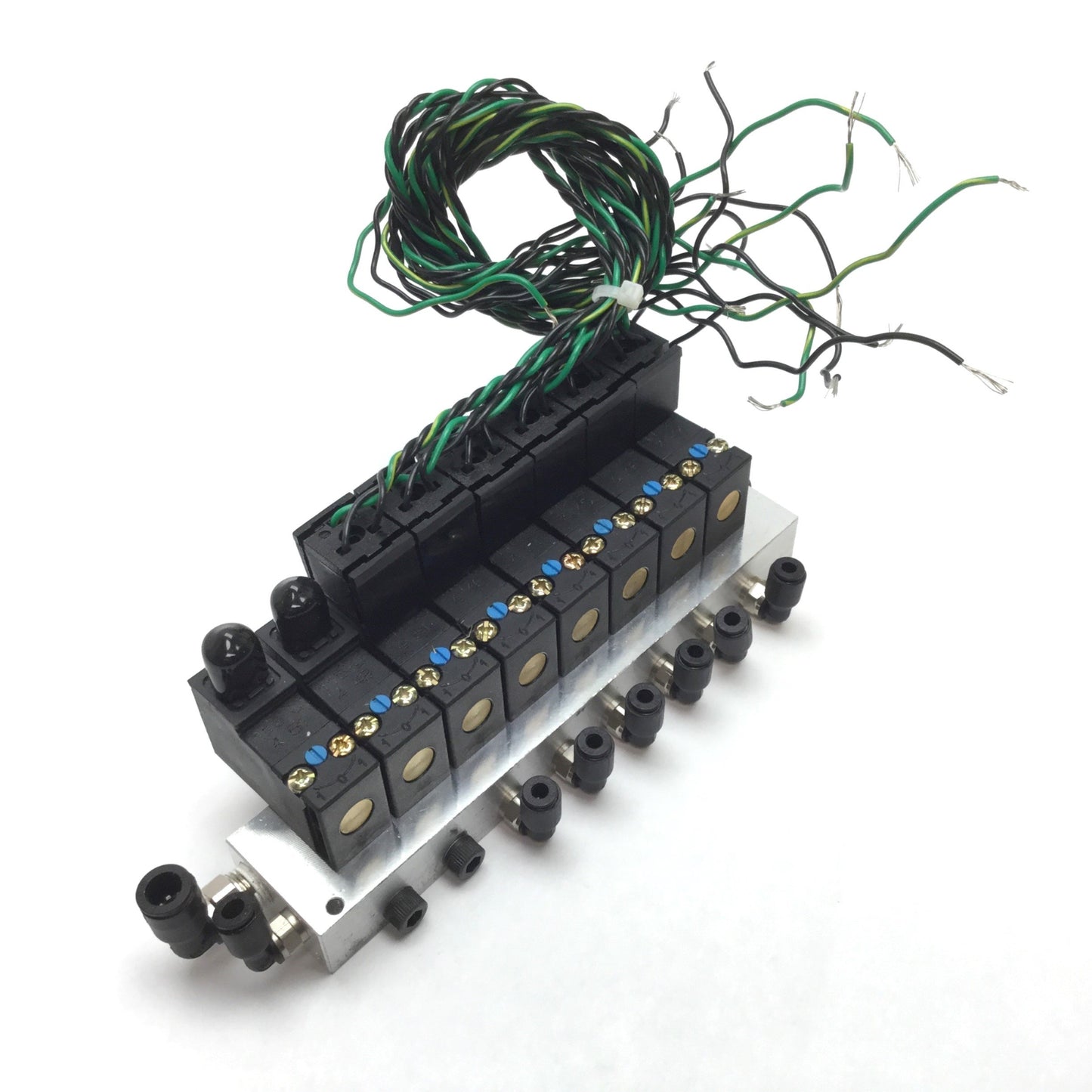 Used Lot of 8 Solenoid Valves on Bank, 6x W/ Leads, Power: 115/120VAC 50/60Hz 1.6VA