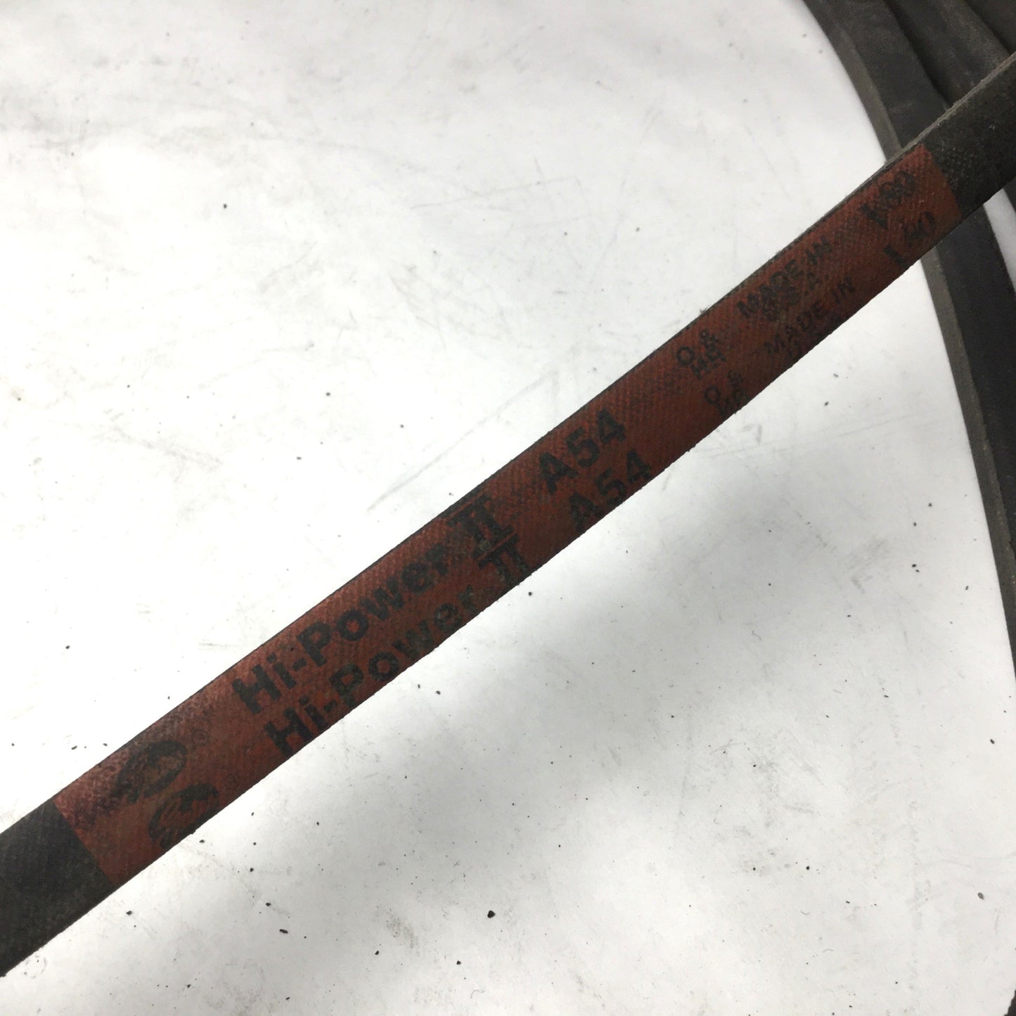 New Lot of 6 New Gates A54 Hi-Power II V-Belt, Circumference: 56" Top Width: 1/2"