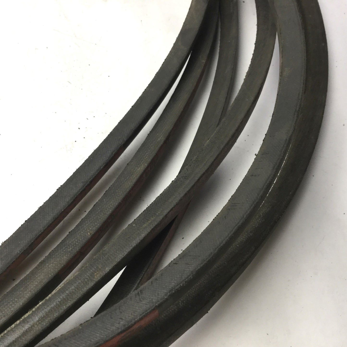 New Lot of 6 New Gates A54 Hi-Power II V-Belt, Circumference: 56" Top Width: 1/2"