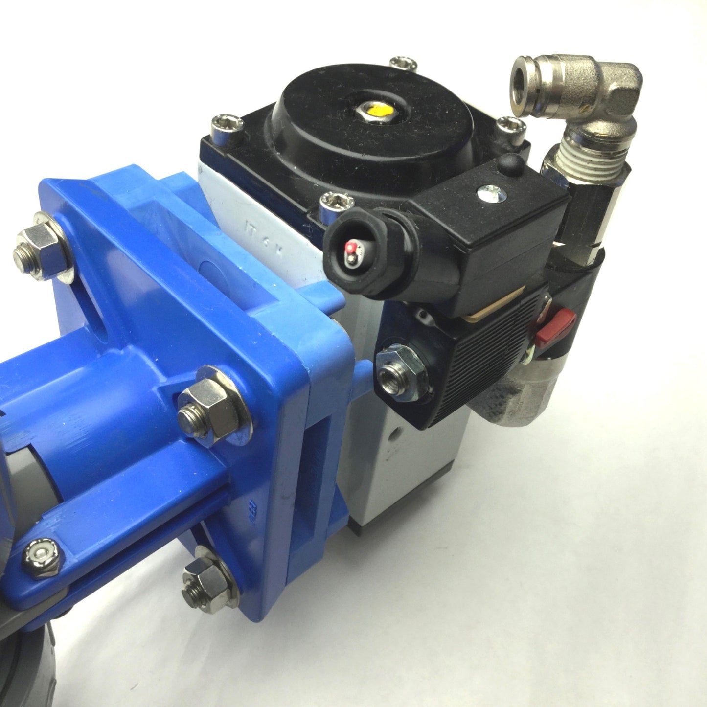 Used Spears 21102J101-015 Premium Actuated True Union 2000 Industrial Ball Valve 1.5"