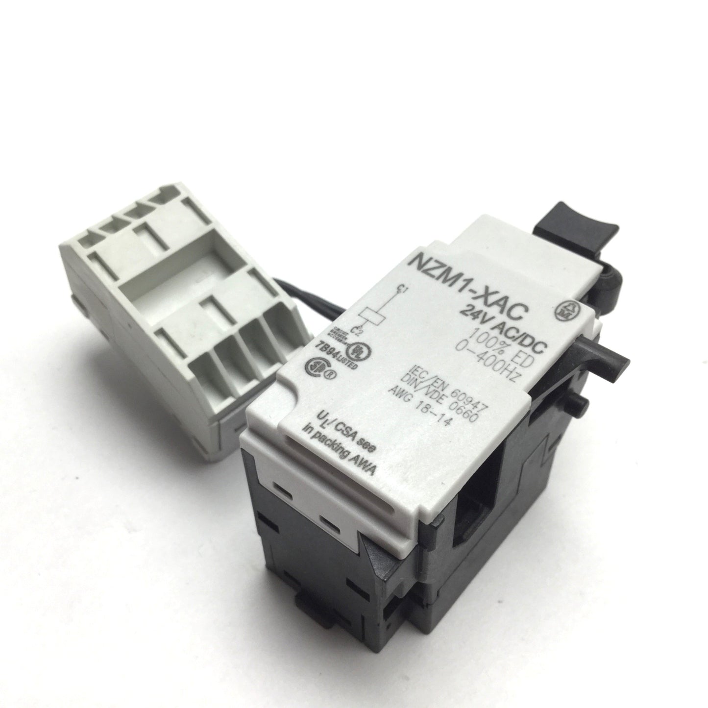New – Open box Moeller NZM1-XAC24AC/DC Shunt Release, Cage Clamp Terminals, Control: 24VAC/DC