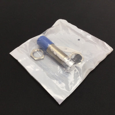 New Micro Detectors SA6/0P-1KDA Photoelectric Sensor Switch, 400mm, PNP, 4-Pin M12