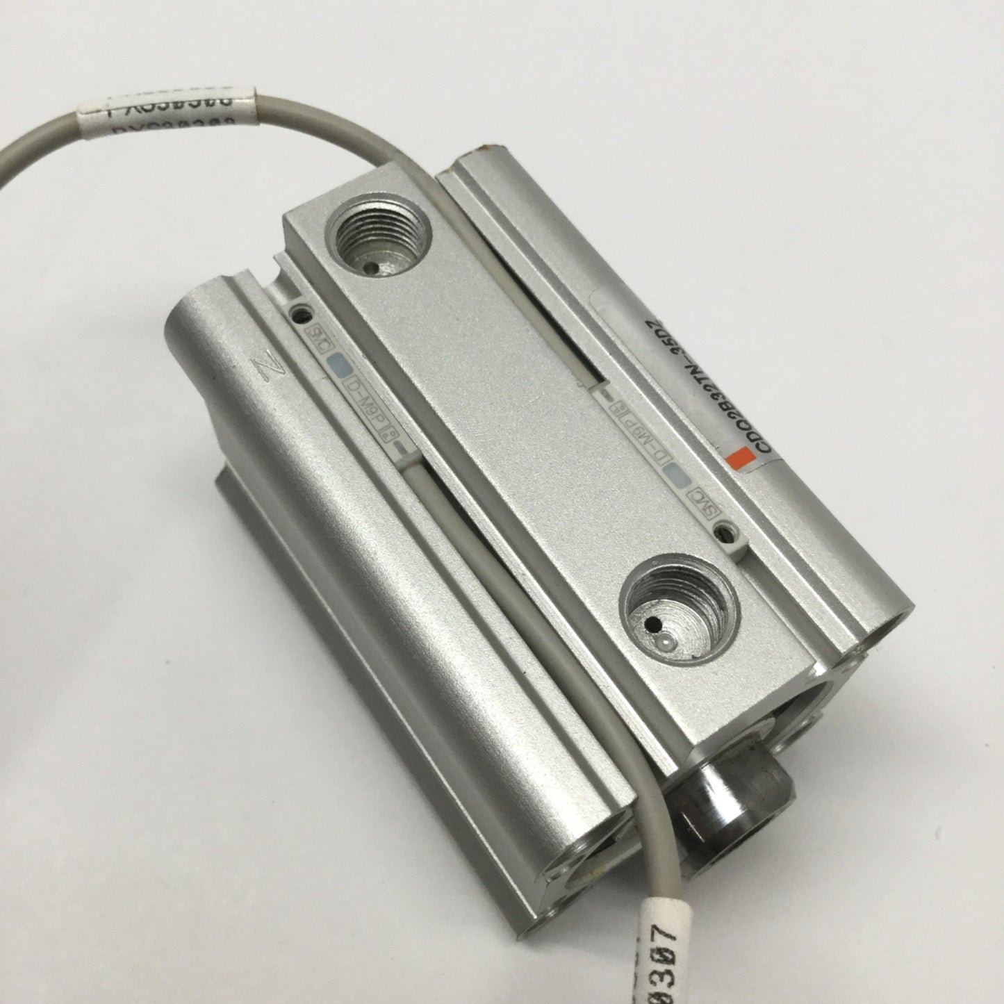 Used SMC CDQ2B32TN-35DZ Air Cylinder Double-Acting 32mm Bore, 35mm Stroke w/ Switches