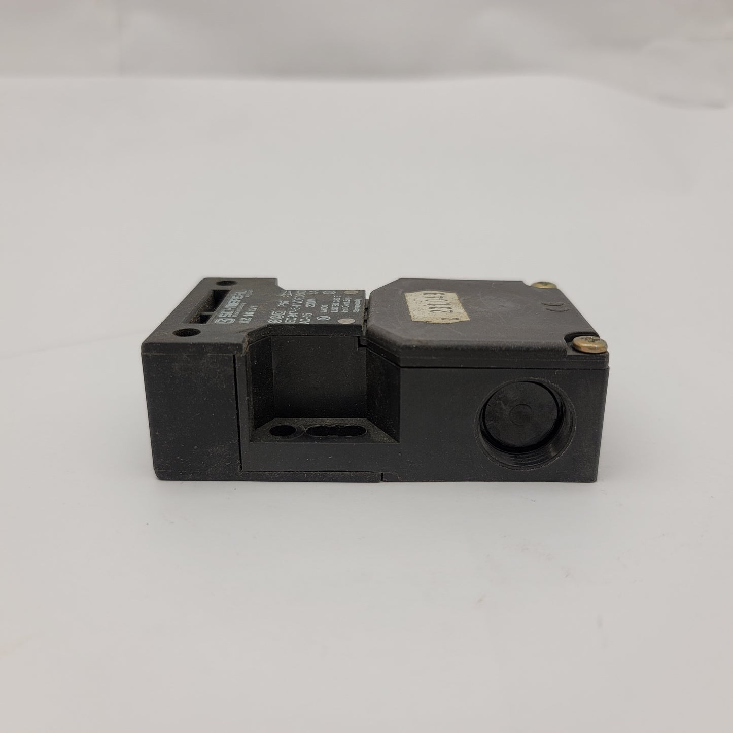 Used Schmersal AZ 16 ZVR Safety Interlock Switch, Rating: 600VAC, 10A, No Key
