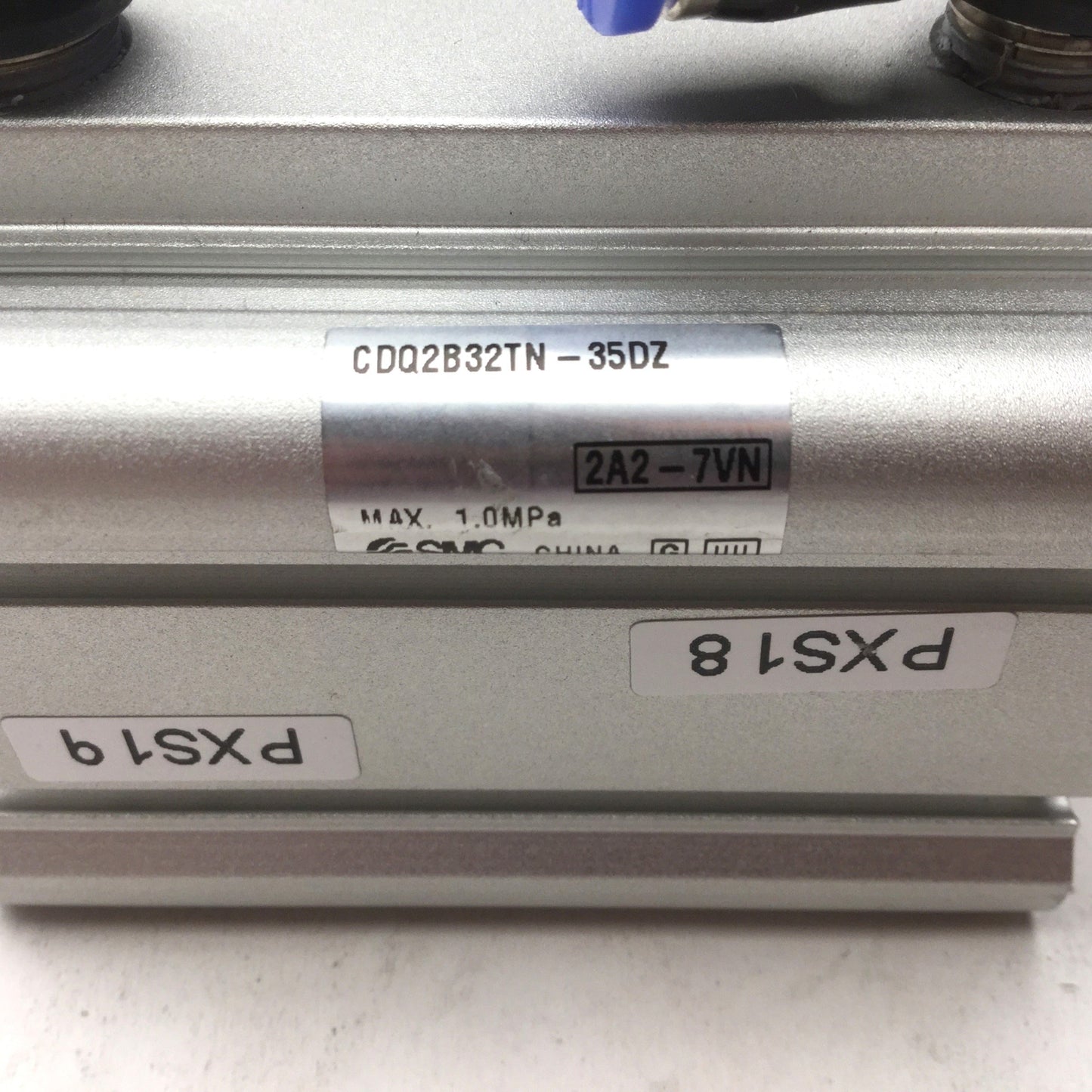 Used SMC CDQ2B32TN-35DZ Air Cylinder Double-Acting 32mm Bore, 35mm Stroke