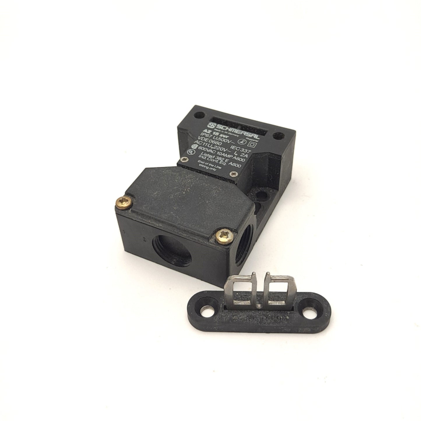 Used Schmersal AZ 15 ZVR Safety Interlock Switch, Rating: 230VAC, 4A, With Key