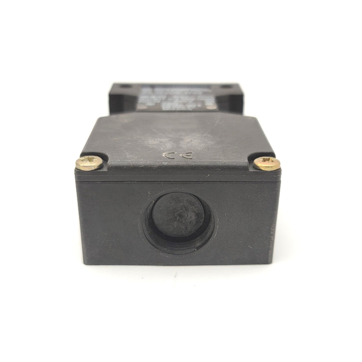 New – Open box Schmersal AZ 16 ZVRK-1762 Safety Interlock Switch Rating 230V, 4A, No Key