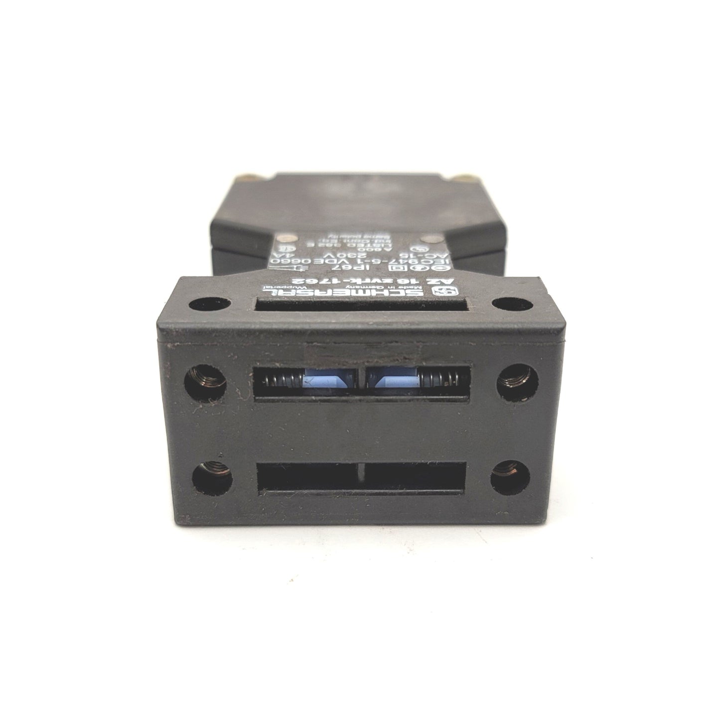 New – Open box Schmersal AZ 16 ZVRK-1762 Safety Interlock Switch Rating 230V, 4A, No Key