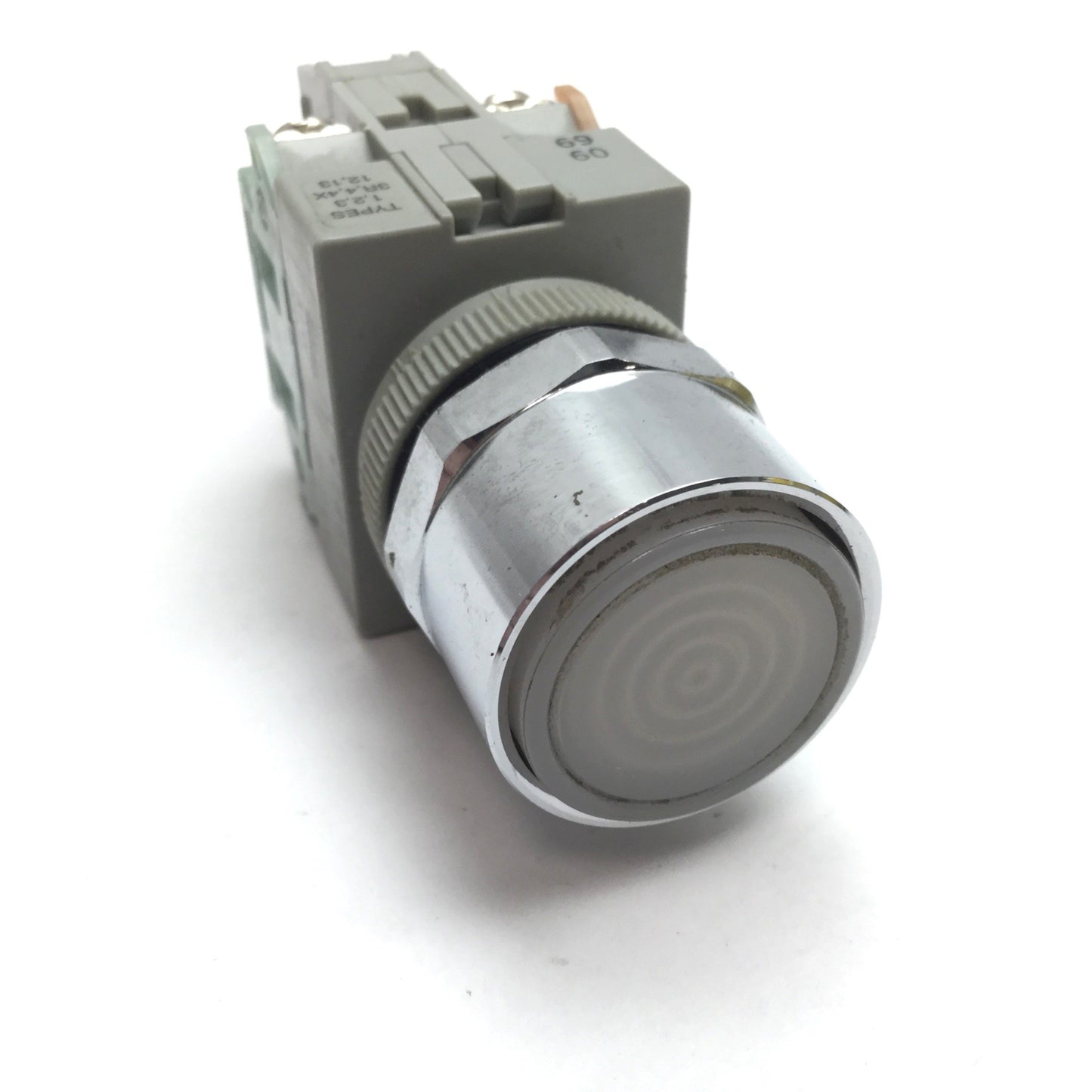 Used Idec ALW29911D-W-24V White Illuminated Push Button, With N/O and N/C Contacts
