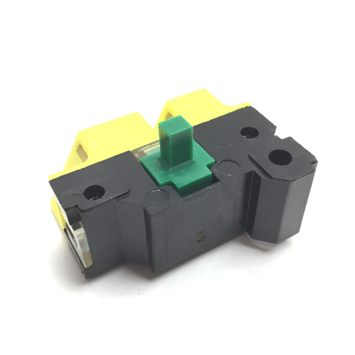 New – Open box General Electric CEMA 105CI10 Interlock Switch, With N/O Contact, Rating: 600VAC