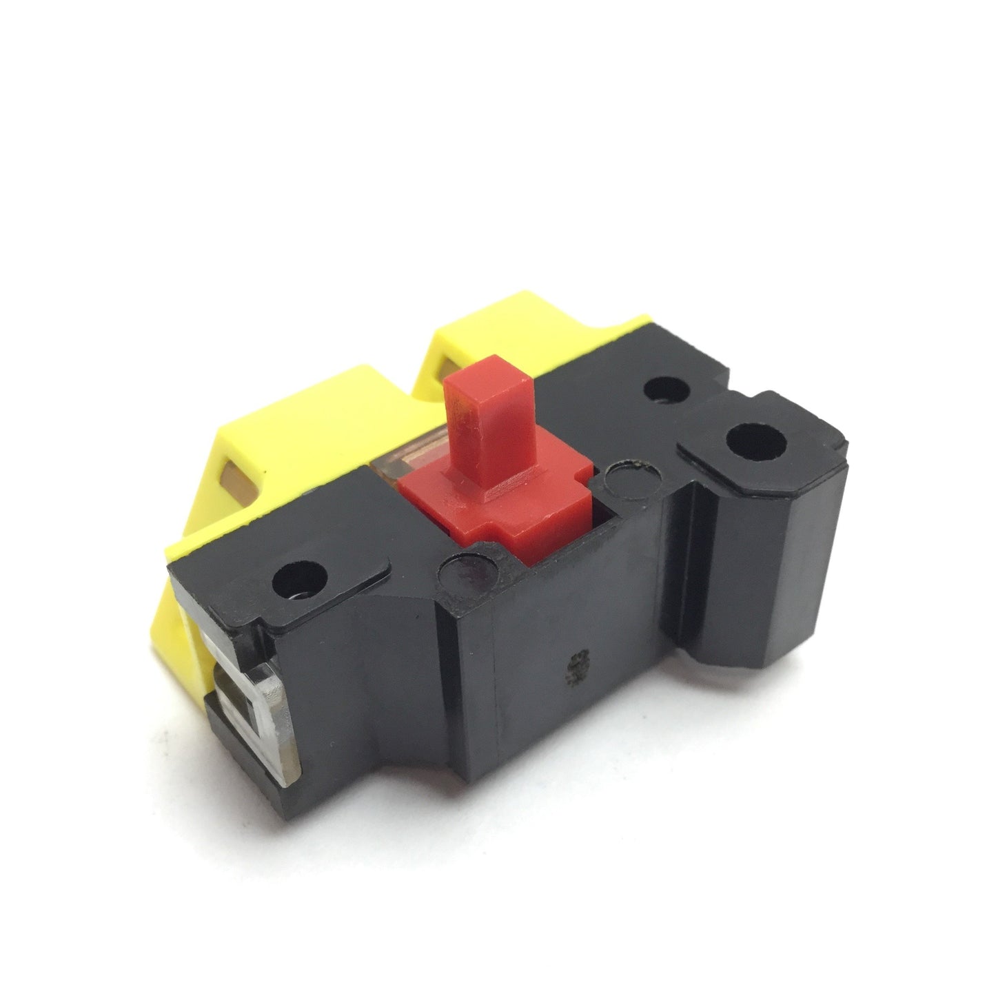 New – Open box General Electric CEMA 105CI Interlock Switch, With N/C Contact, Rating: 600VAC